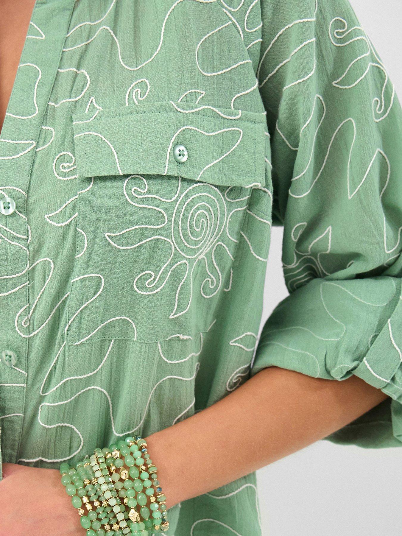 Image 4 of 5 of Accessorize Embroidered Beach Shirt&nbsp;- Green