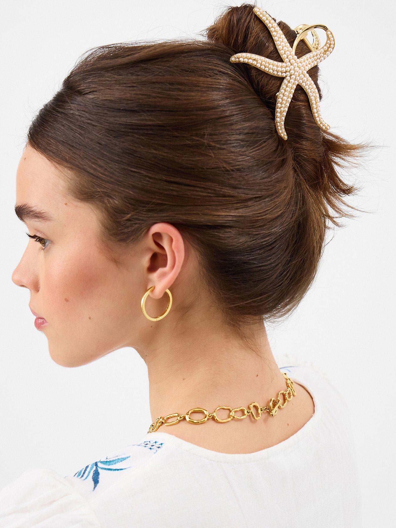 Image 2 of 3 of Accessorize Pearl Starfish Claw Clip