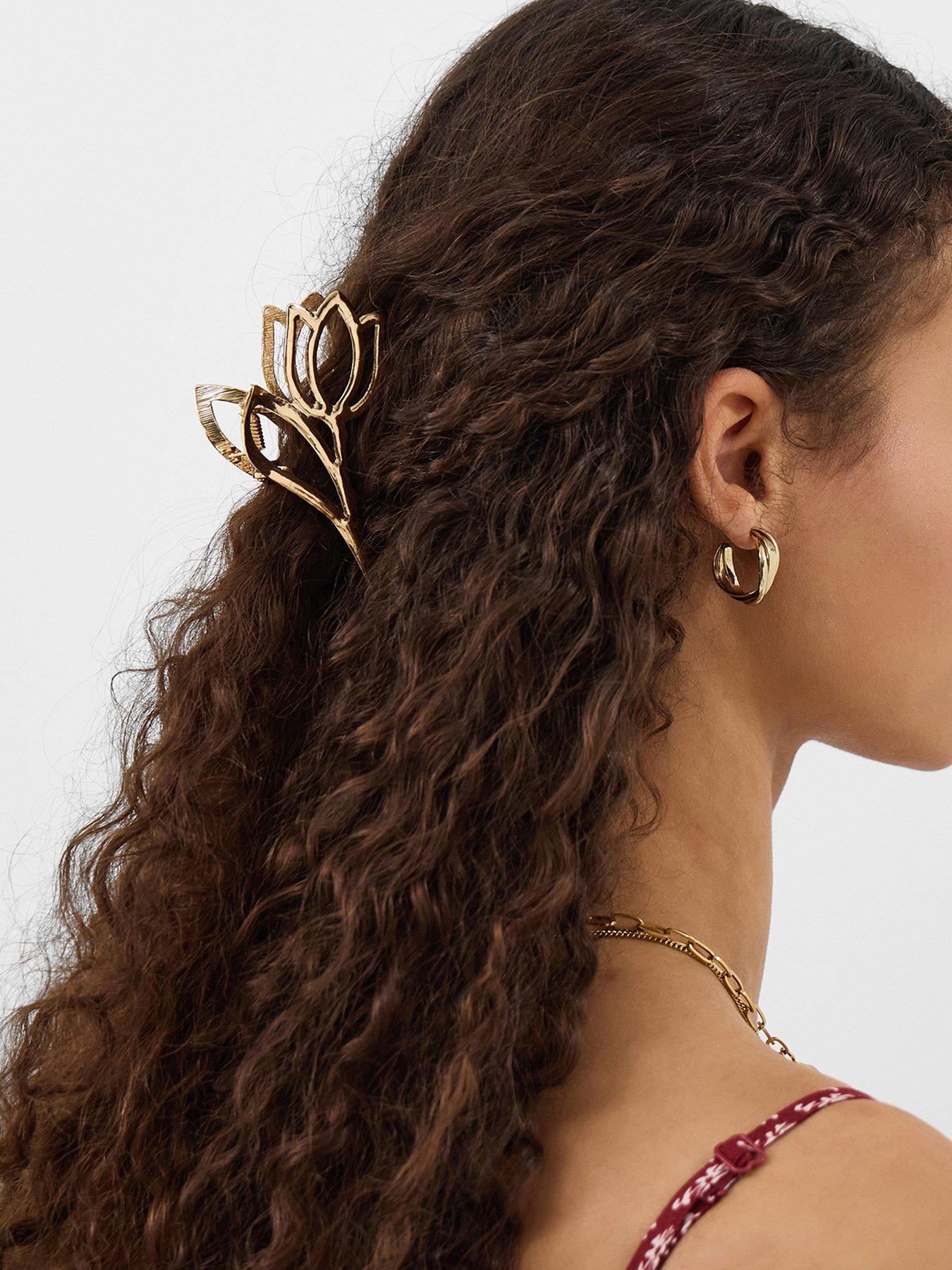 Image 2 of 3 of Accessorize Metal Tulip Claw Clip