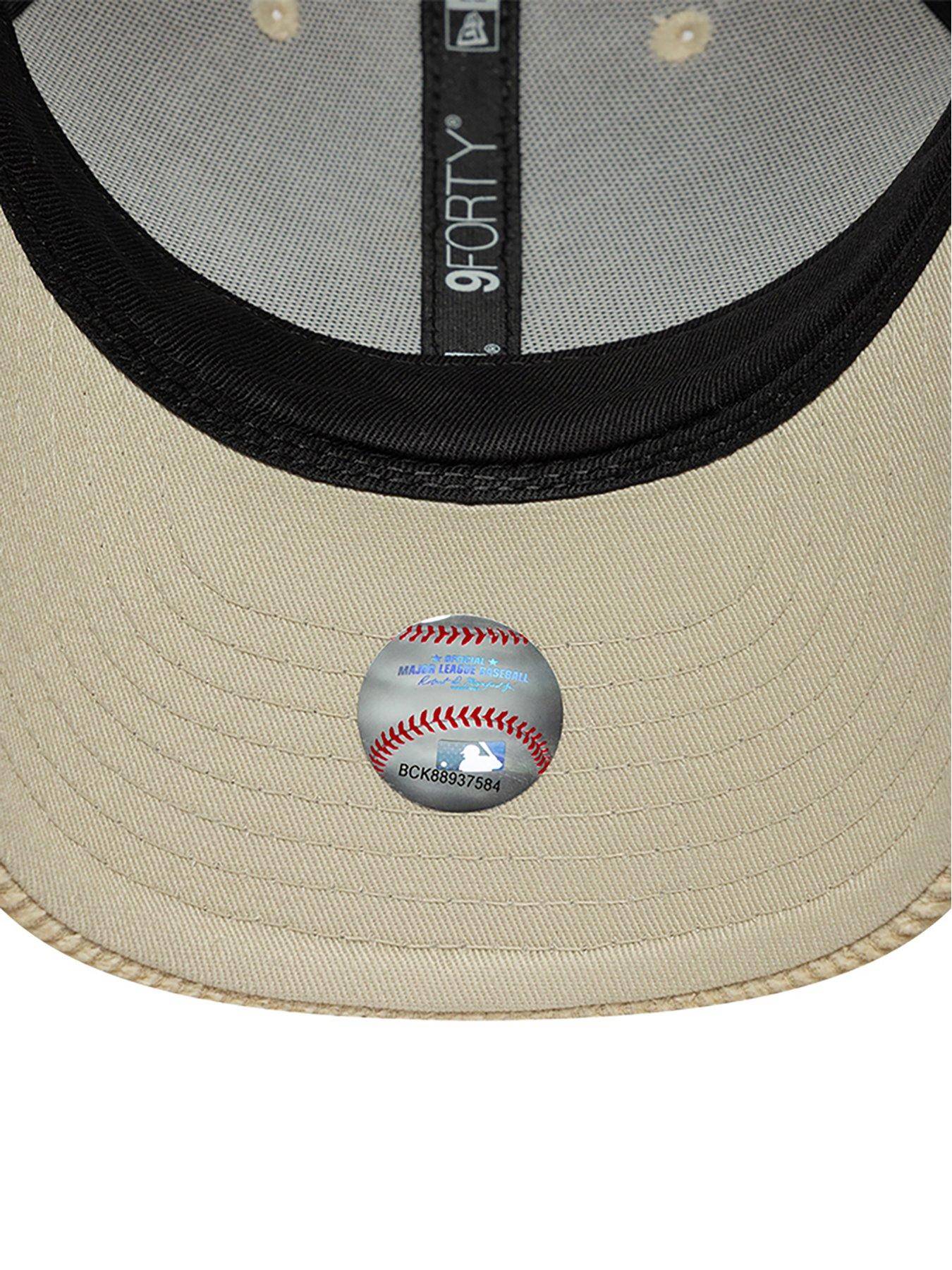 Image 5 of 5 of New Era Unisex MLB Cord 9Forty NY Yankees Baseball Cap - Beige