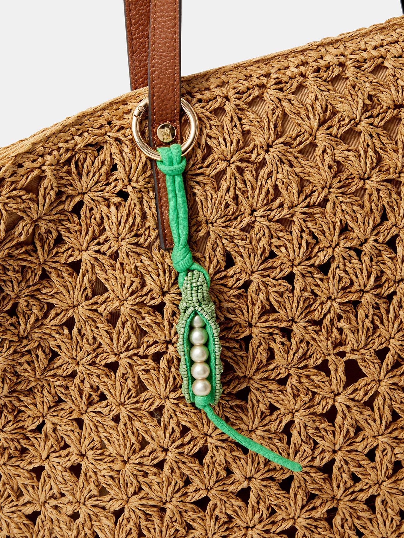 Image 3 of 3 of Accessorize Peas In A Pod Bag Charm - Green