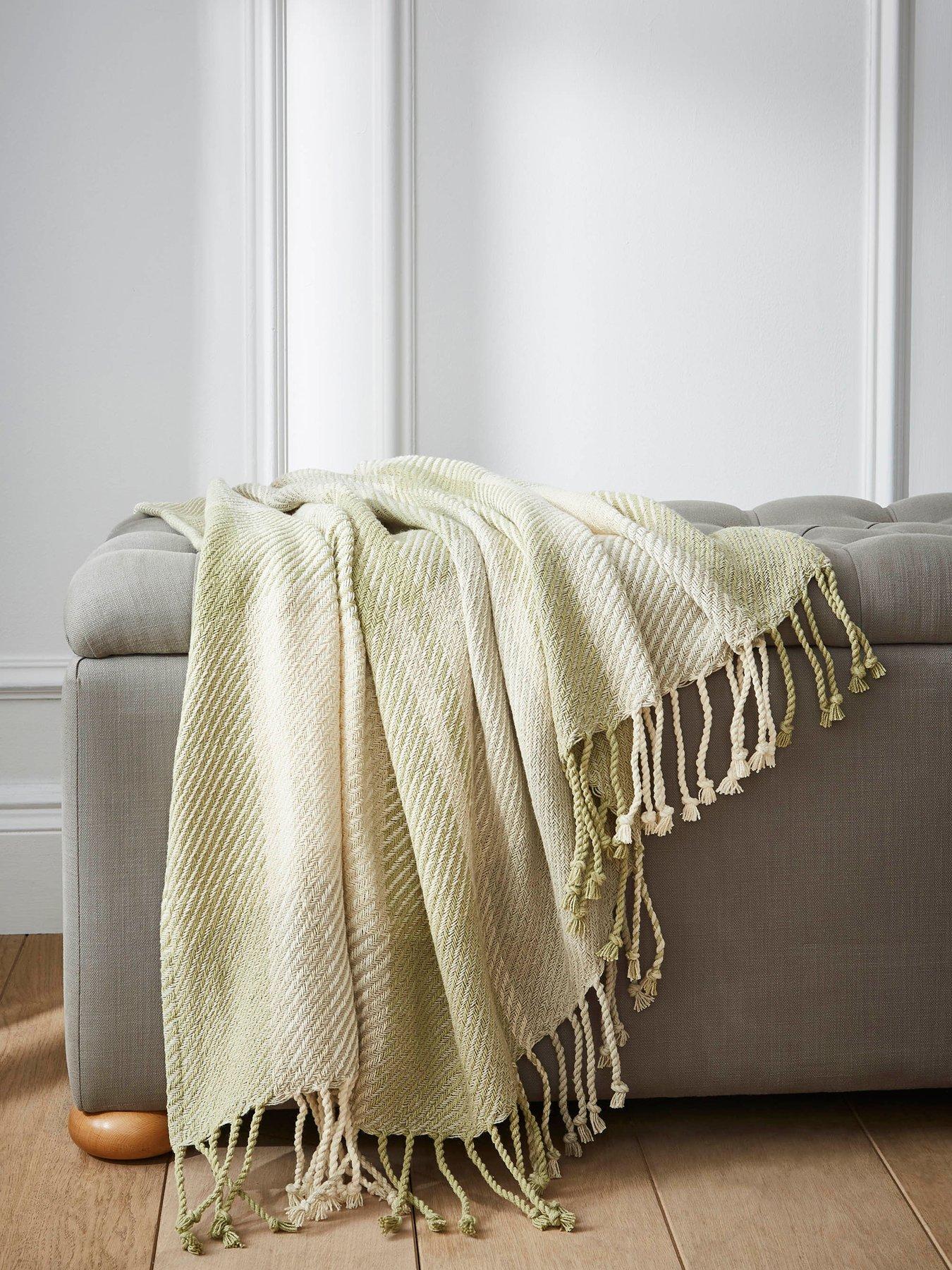 laura-ashley-dylan-throw-150cm-x-200cm-hedgerowfront