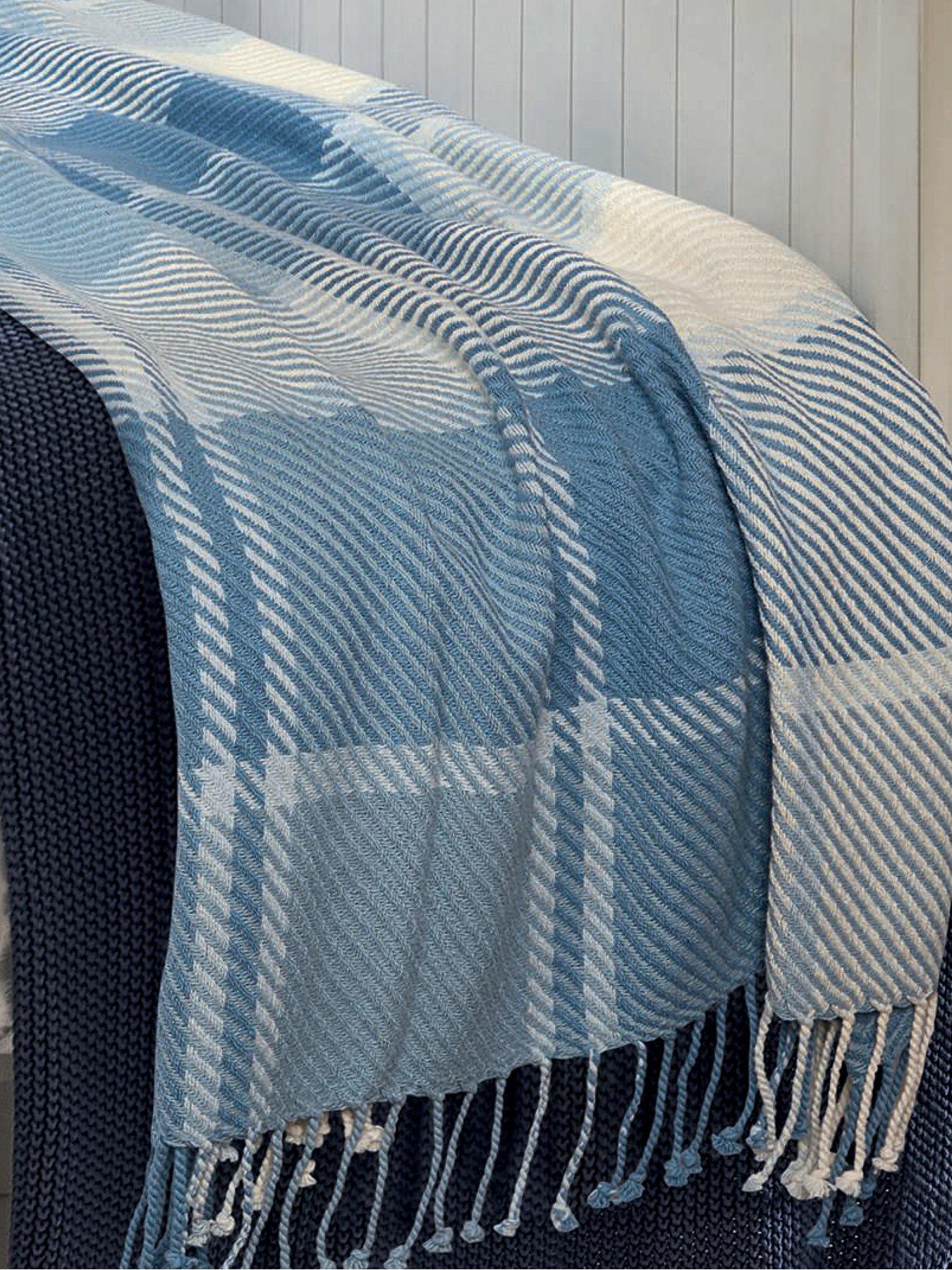 Laura Ashley Dylan Throw 150x200cm