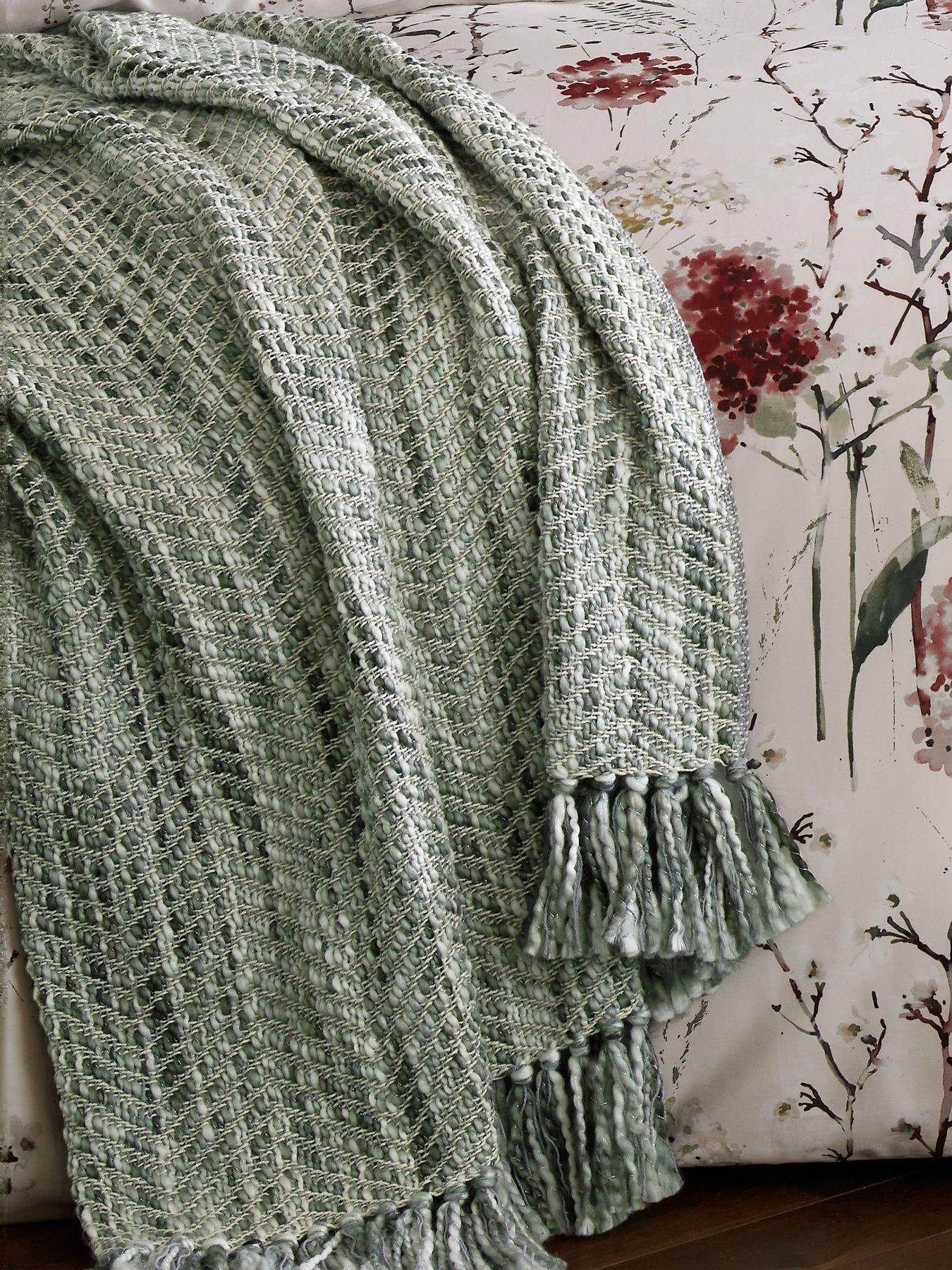 Laura Ashley Liberton  130x170cm Throw Sage Green
