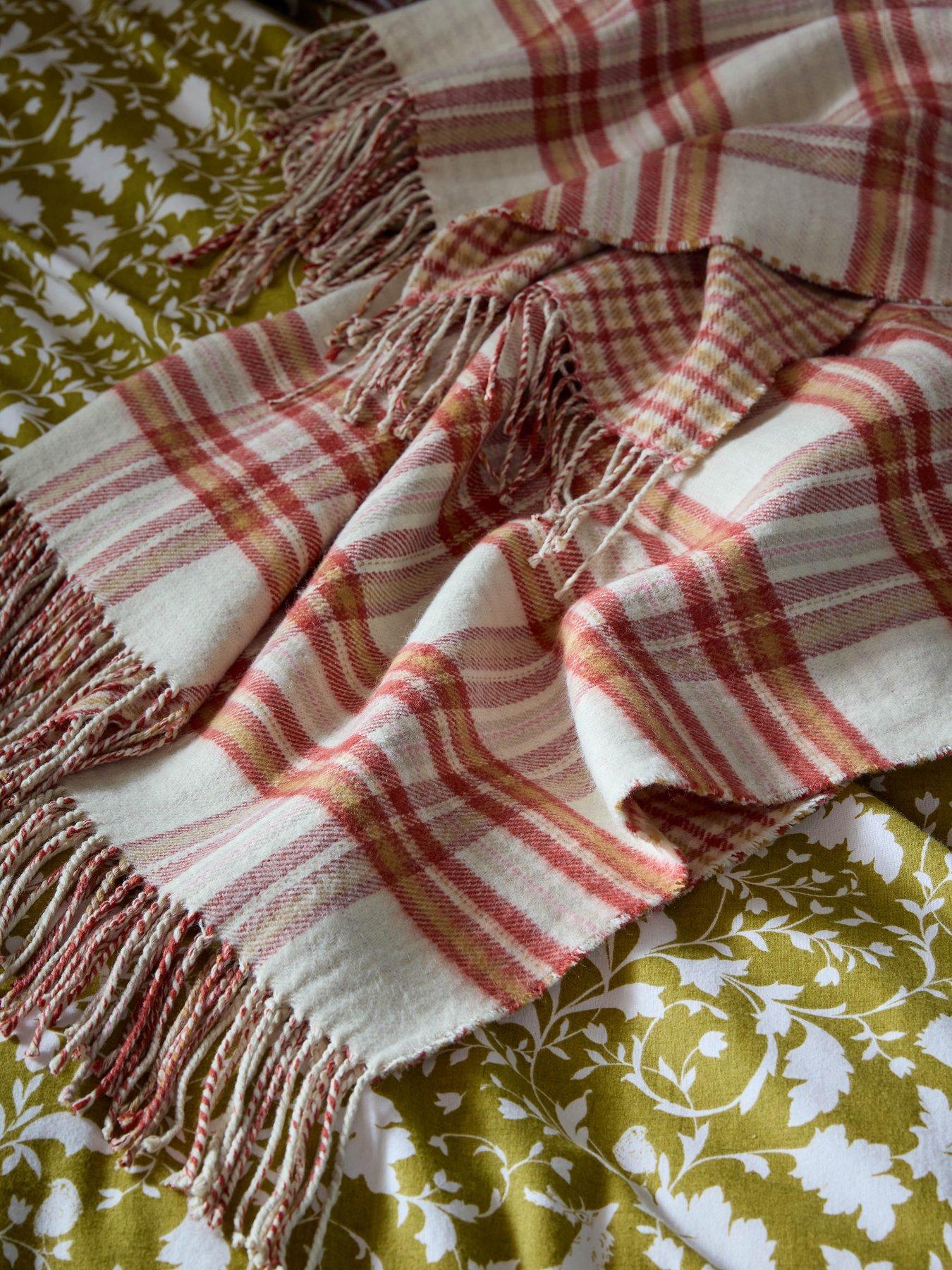 Laura Ashley Padbury Check Throw 150cm x 200cm Olive