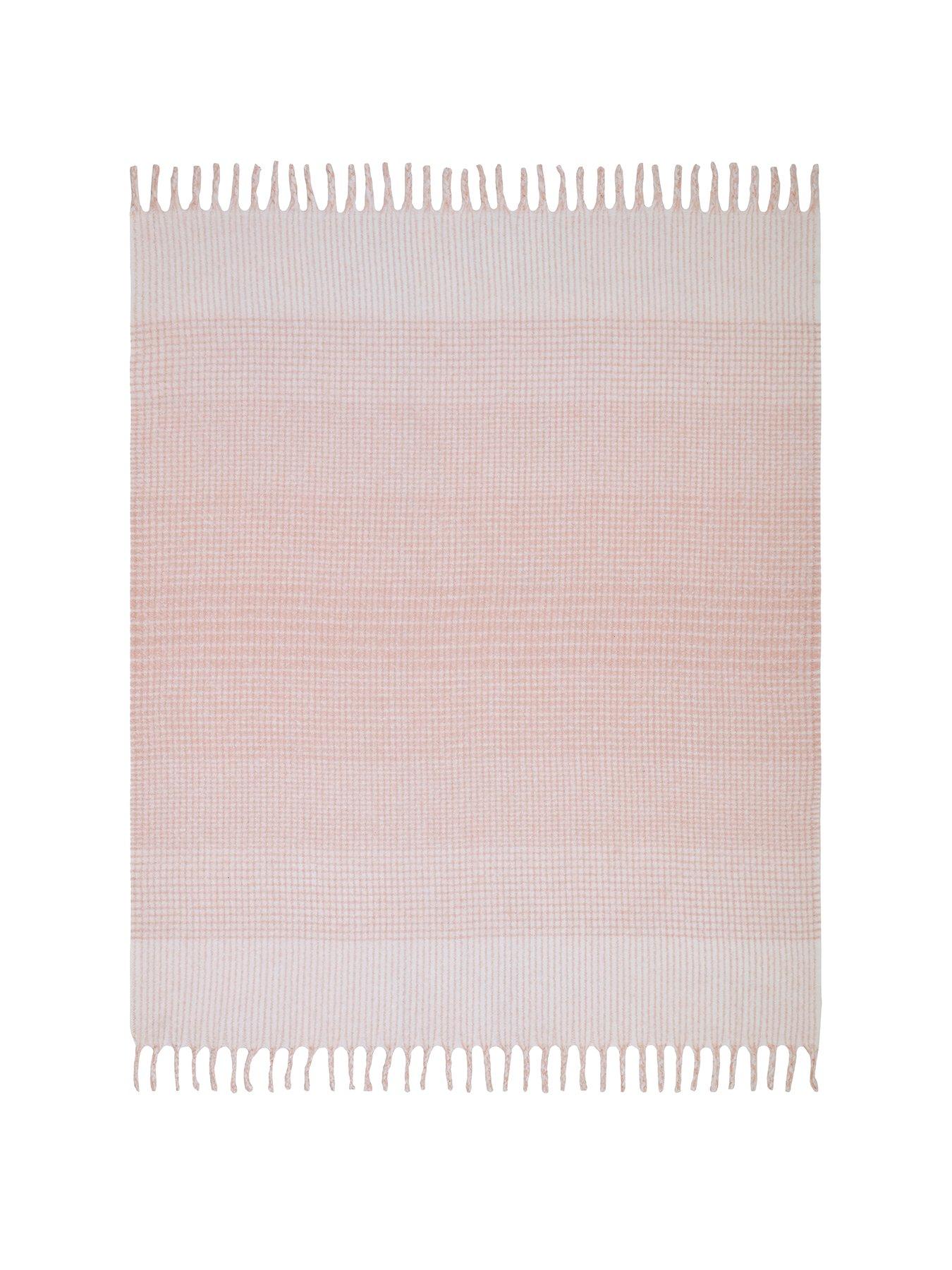 laura-ashley-lyngate-130x170cm-throw-pinkstillFront