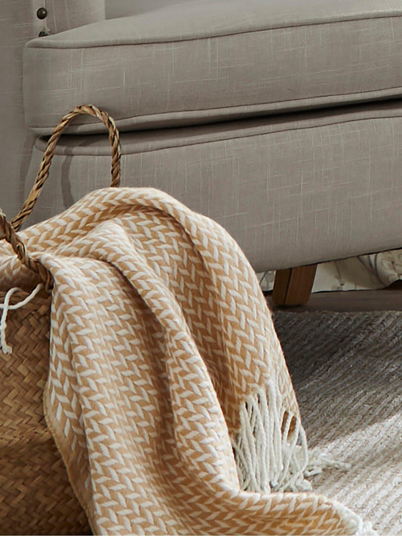 Laura Ashley Arya Throw 140x180cm