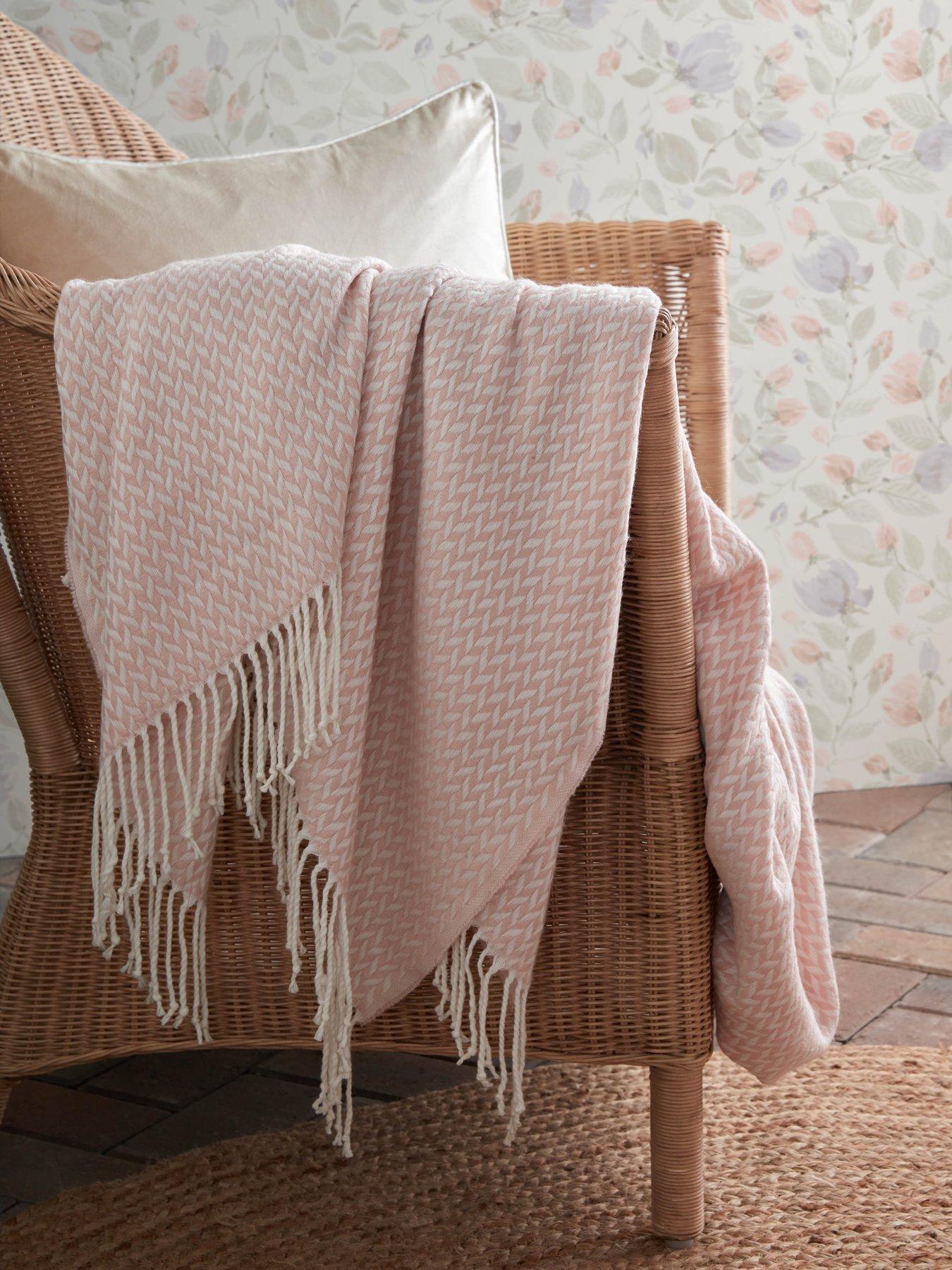Laura Ashley Arya* Throw 140cm X 180cm  Steel