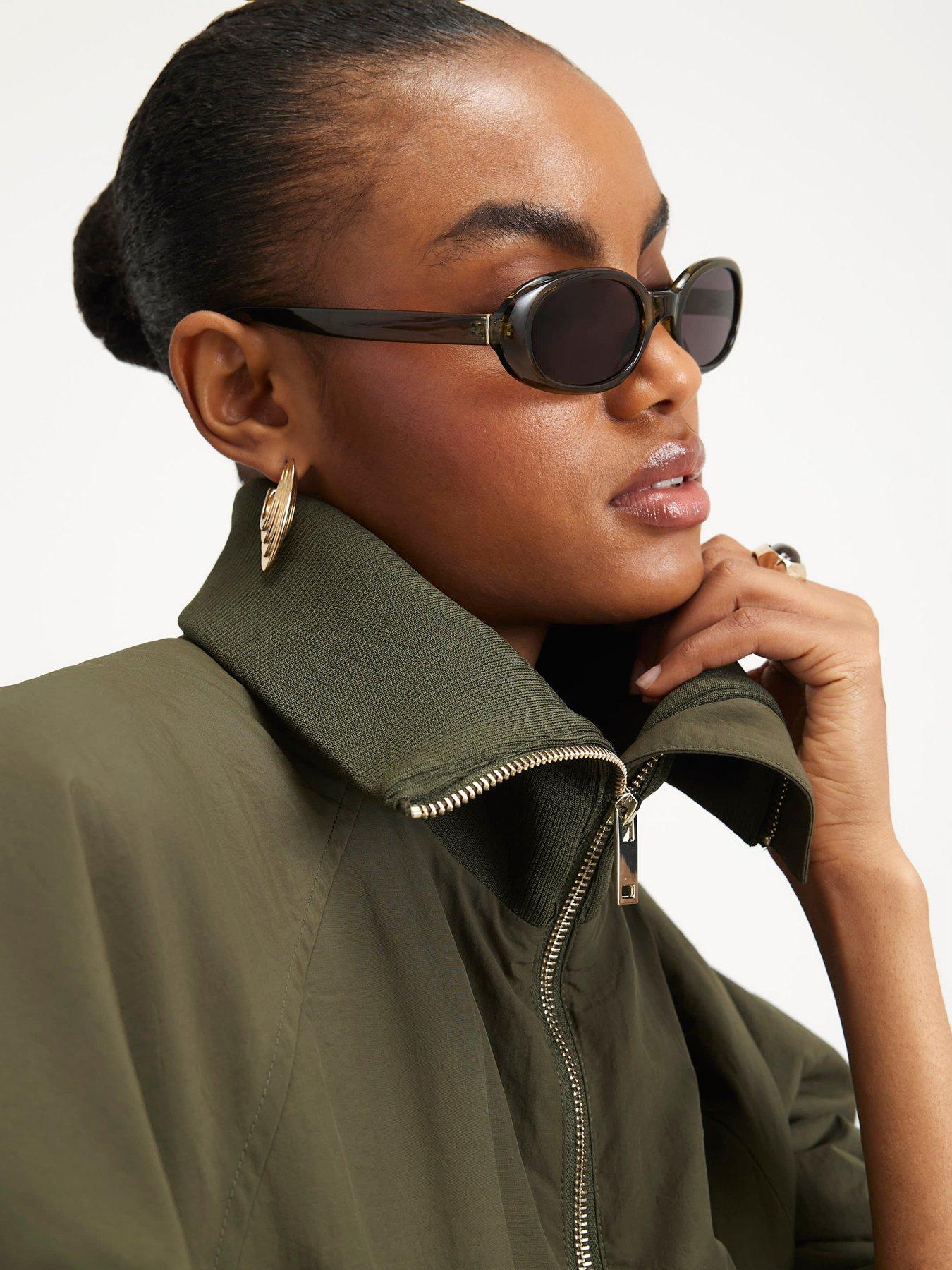 Image 3 of 5 of River Island Funnel Neck Bubble Hem Bomber Jacket - Green