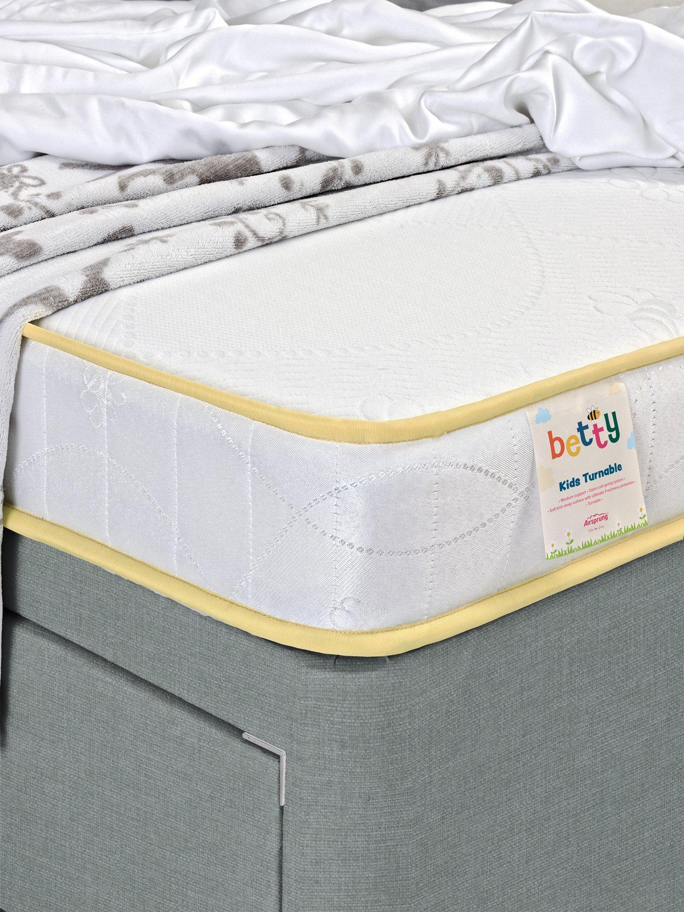 airsprung-betty-guest-bed-with-mattressesdetail