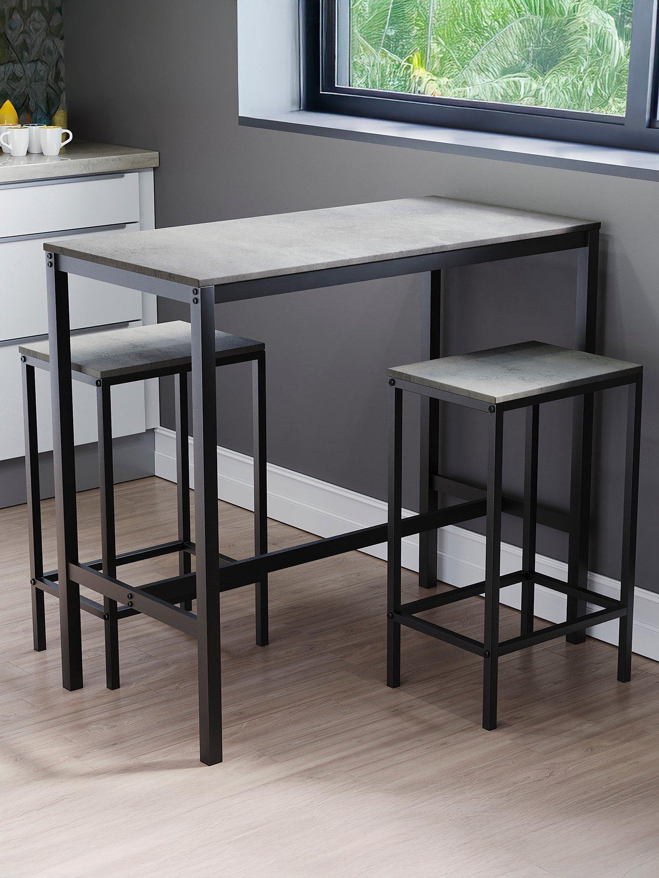 vida-designs-roslyn-2-seater-bar-table-set-in-concrete-greydetail