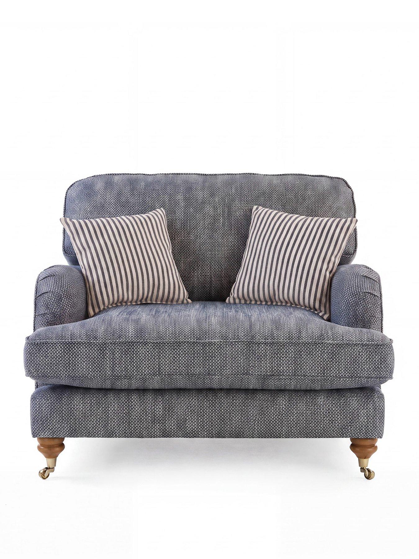 Image 2 of 7 of The Very Collection Bay Plain Snuggle Chair