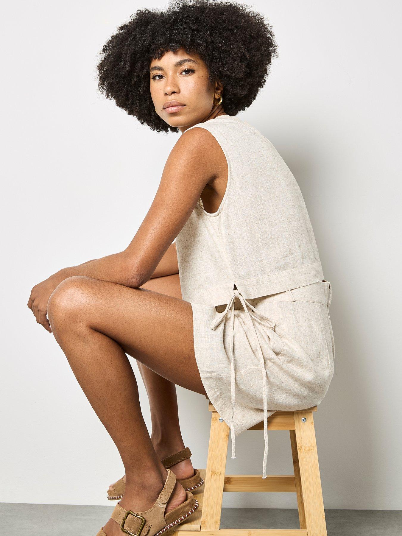 Image 3 of 4 of Apricot Apricot Ribbed Neck Side Tie Shell Top