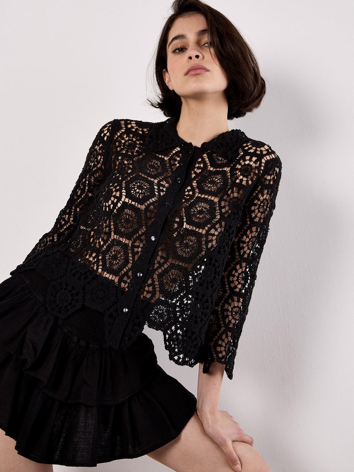 Image 5 of 5 of Apricot Layered Smock Waist Mini Skirt - Black