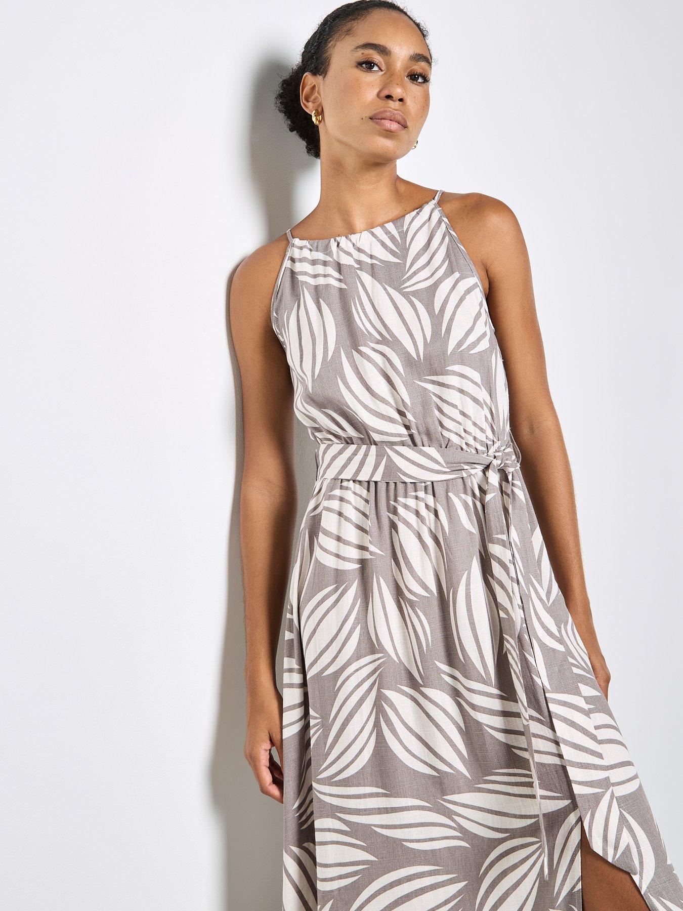 Image 3 of 5 of Apricot Ovrsizd Shells High Nck Maxi Drs