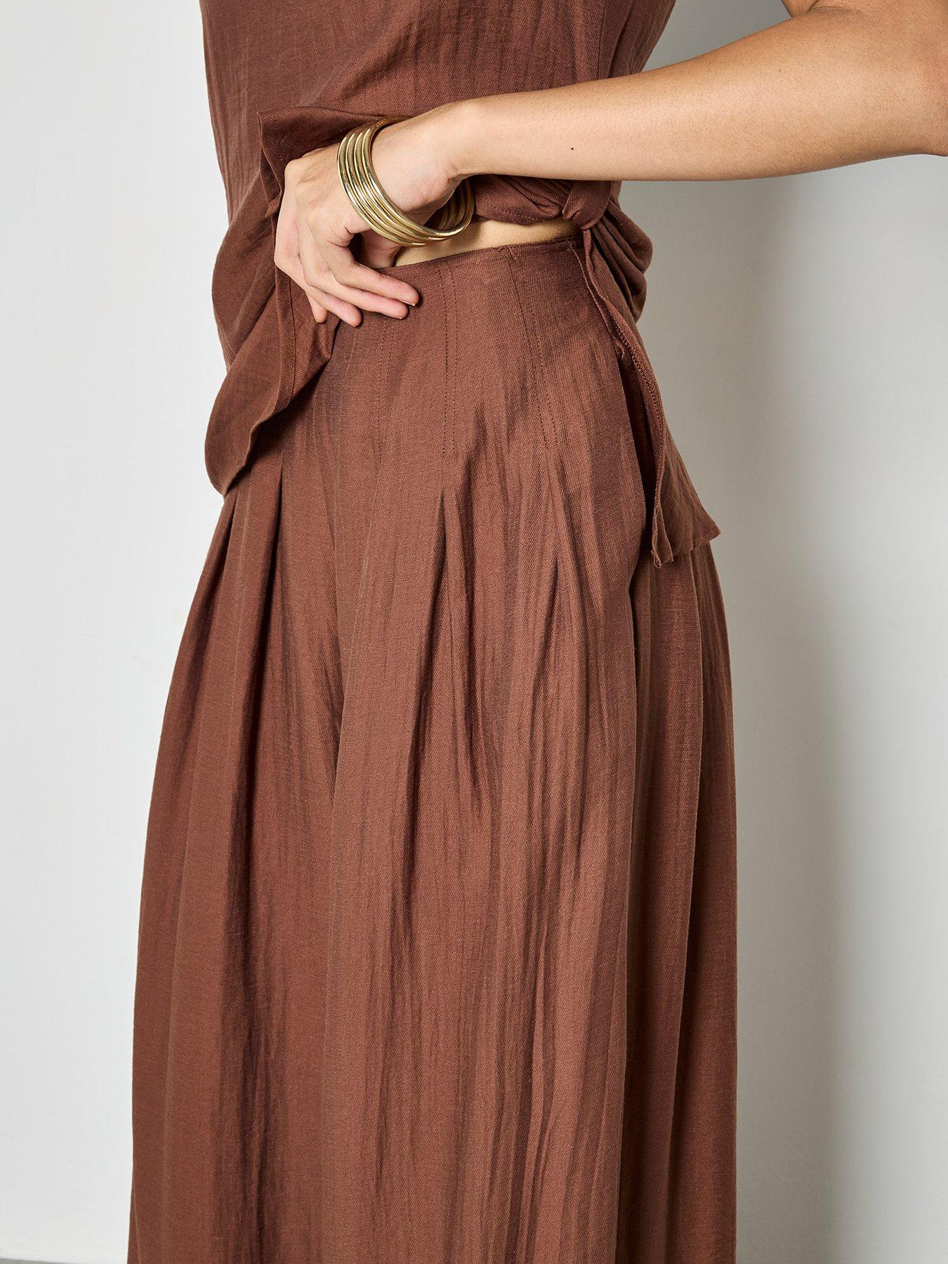 Image 4 of 5 of Apricot 3 Pleat Twill Wide Leg Trousers - Brown