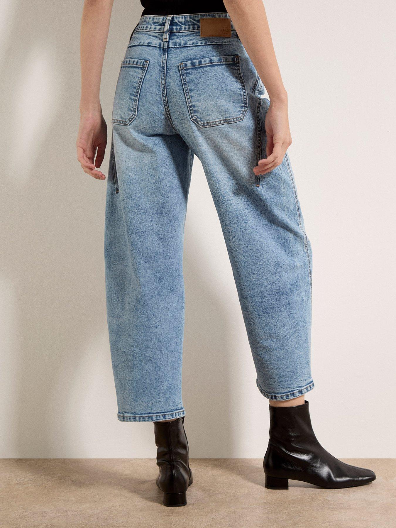 apricot-mei-barrel-jeans-bluestillFront