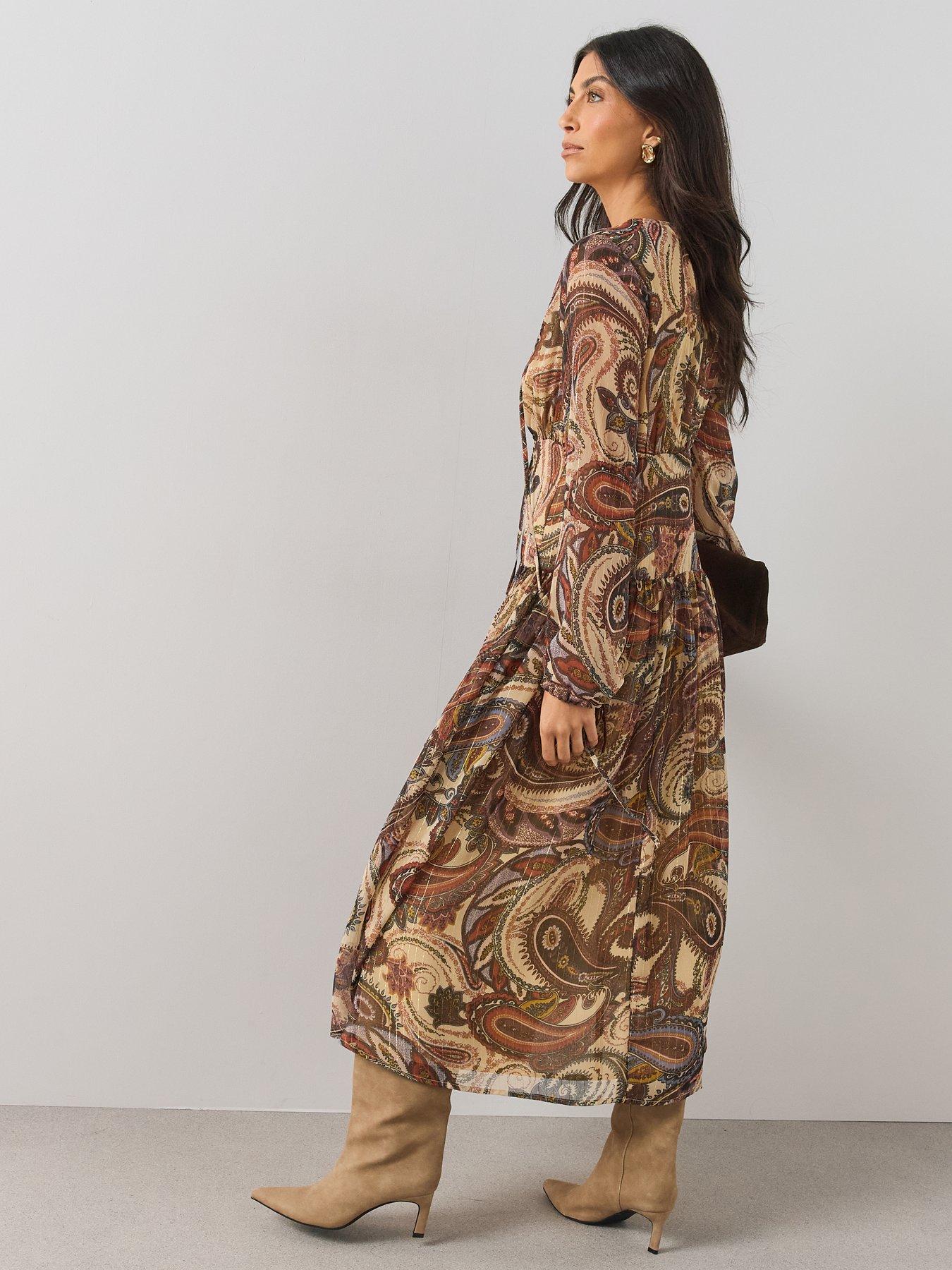 Image 6 of 6 of The Very Collection V Neck Georgette Floaty Midaxi Dress