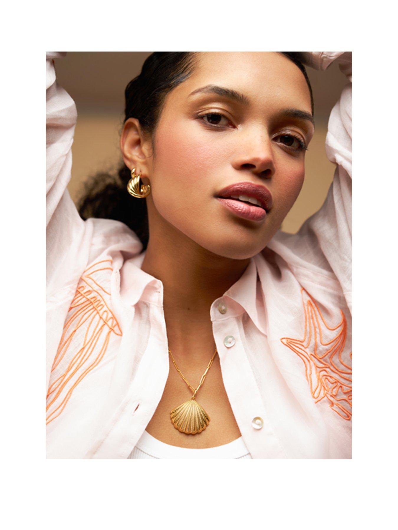 Orelia Statement Textured Shell Necklace