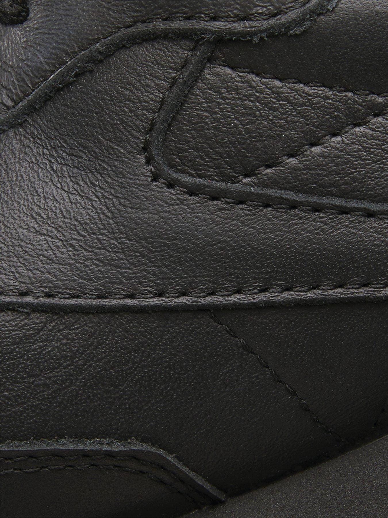 Image 7 of 7 of Reebok Unisex Classic Leather EVA Cushioned Lace-Up Trainers - Black