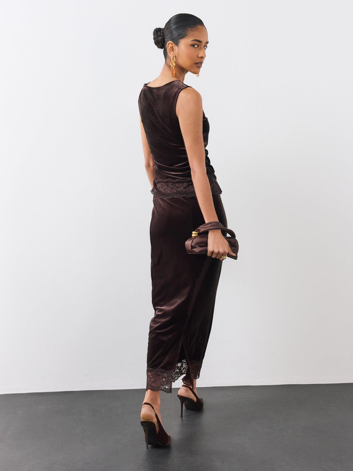 Image 5 of 6 of The Very Collection Womens Lace Hem Ruched Sleeveless Top - Brown