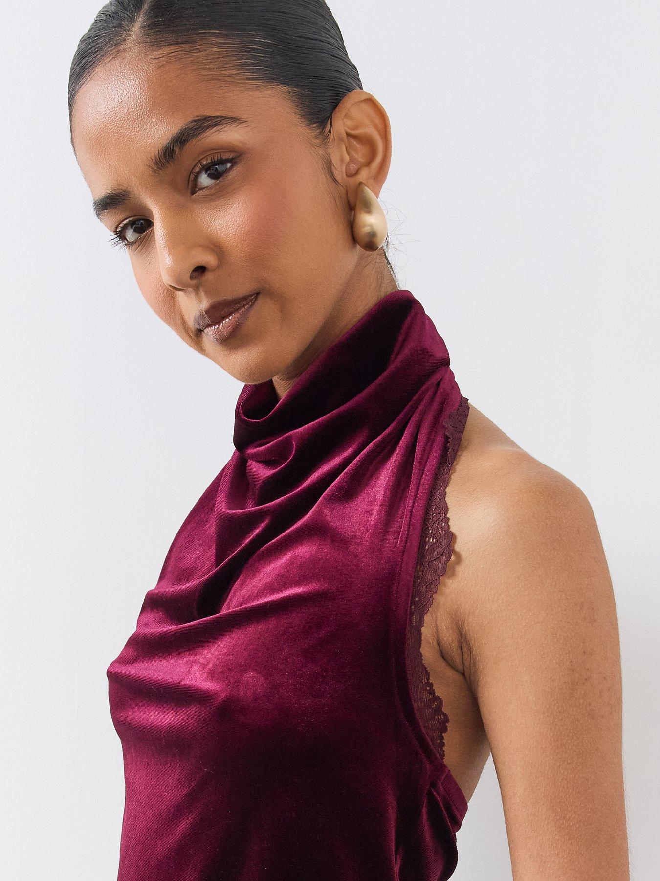 Image 4 of 7 of The Very Collection Womens Velvet Sequin High Waisted Shorts - Burgundy
