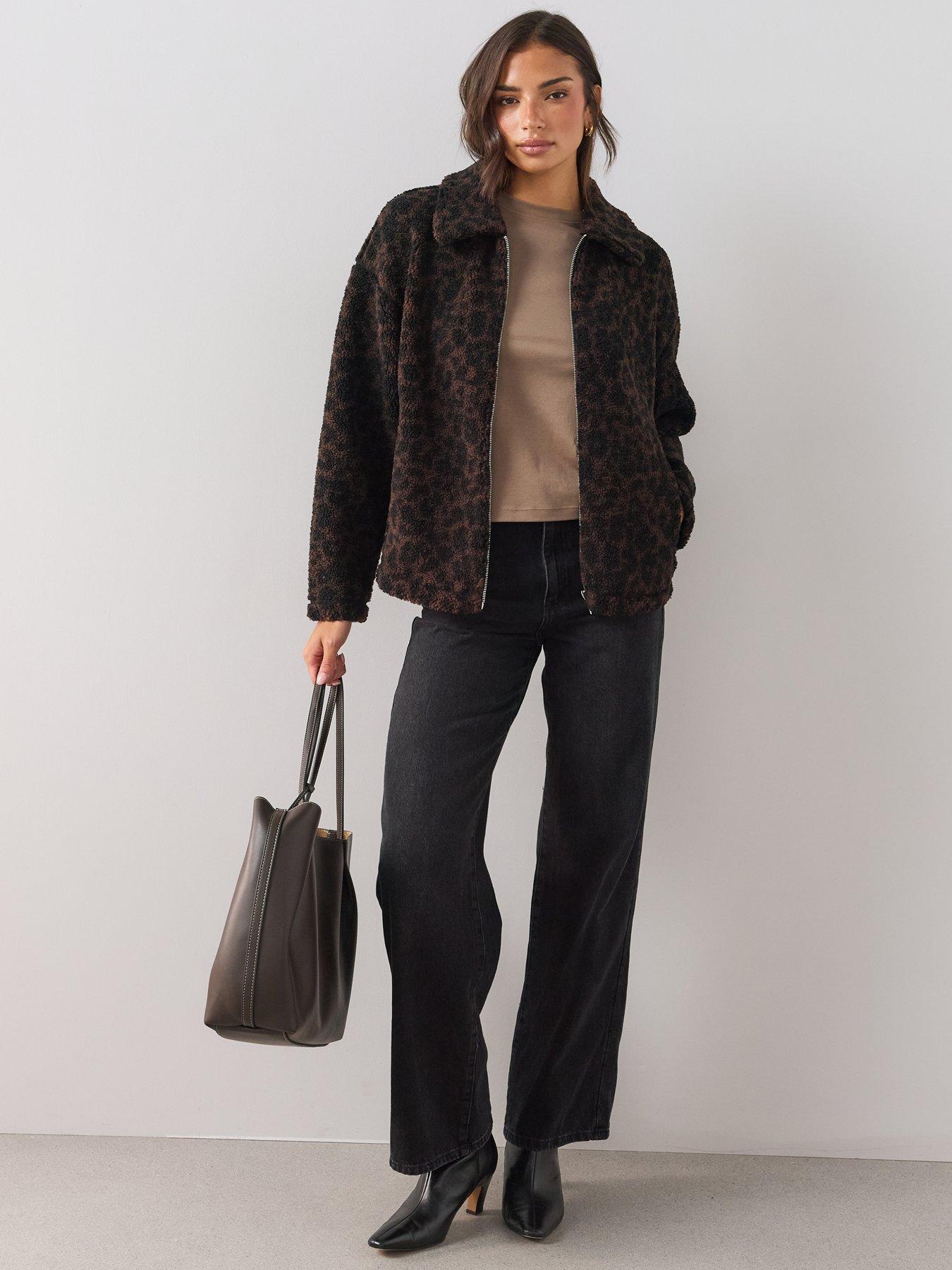 Image 3 of 6 of The Very Collection Leopard Print Borg Jacket