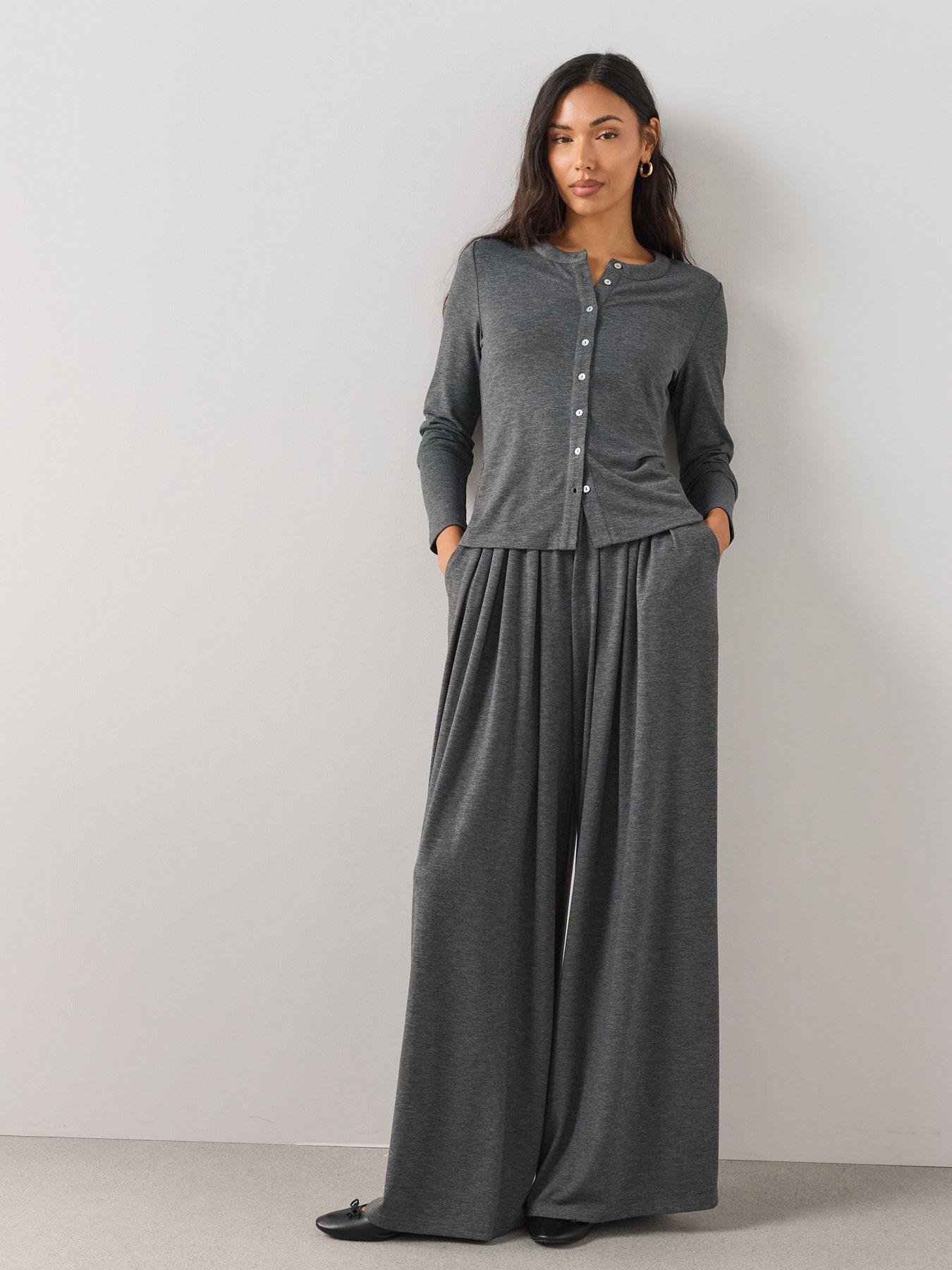 Image 3 of 7 of The Very Collection Soft Touch Long Sleeve Top Co-Ord - Grey