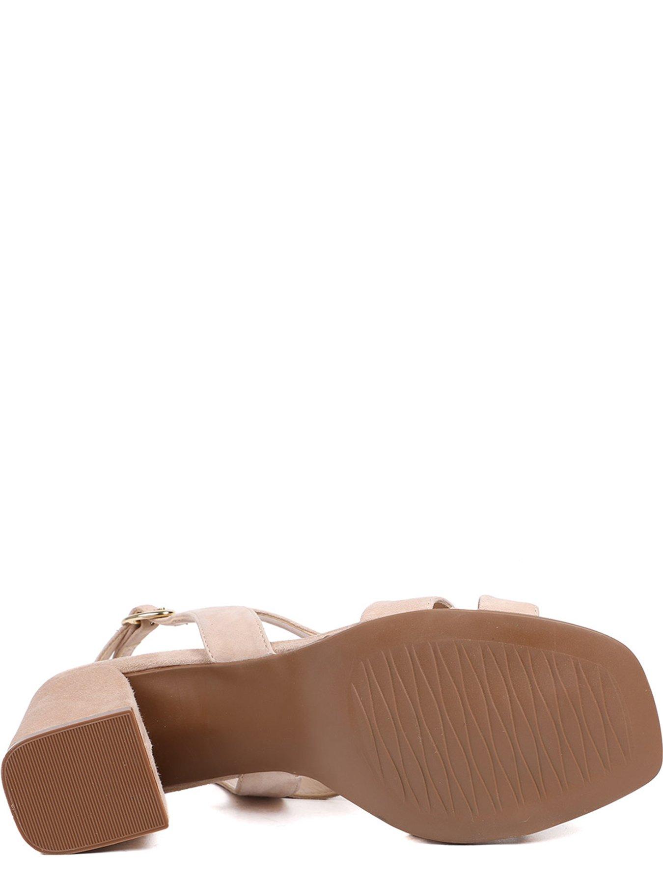 jones-bootmaker-geneve-block-heel-sandal-taupedetail