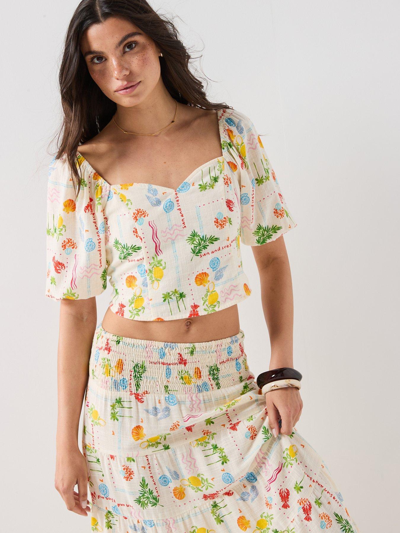 Image 6 of 6 of Vero Moda Vmelena Short Sleeve Smock Top - Beige