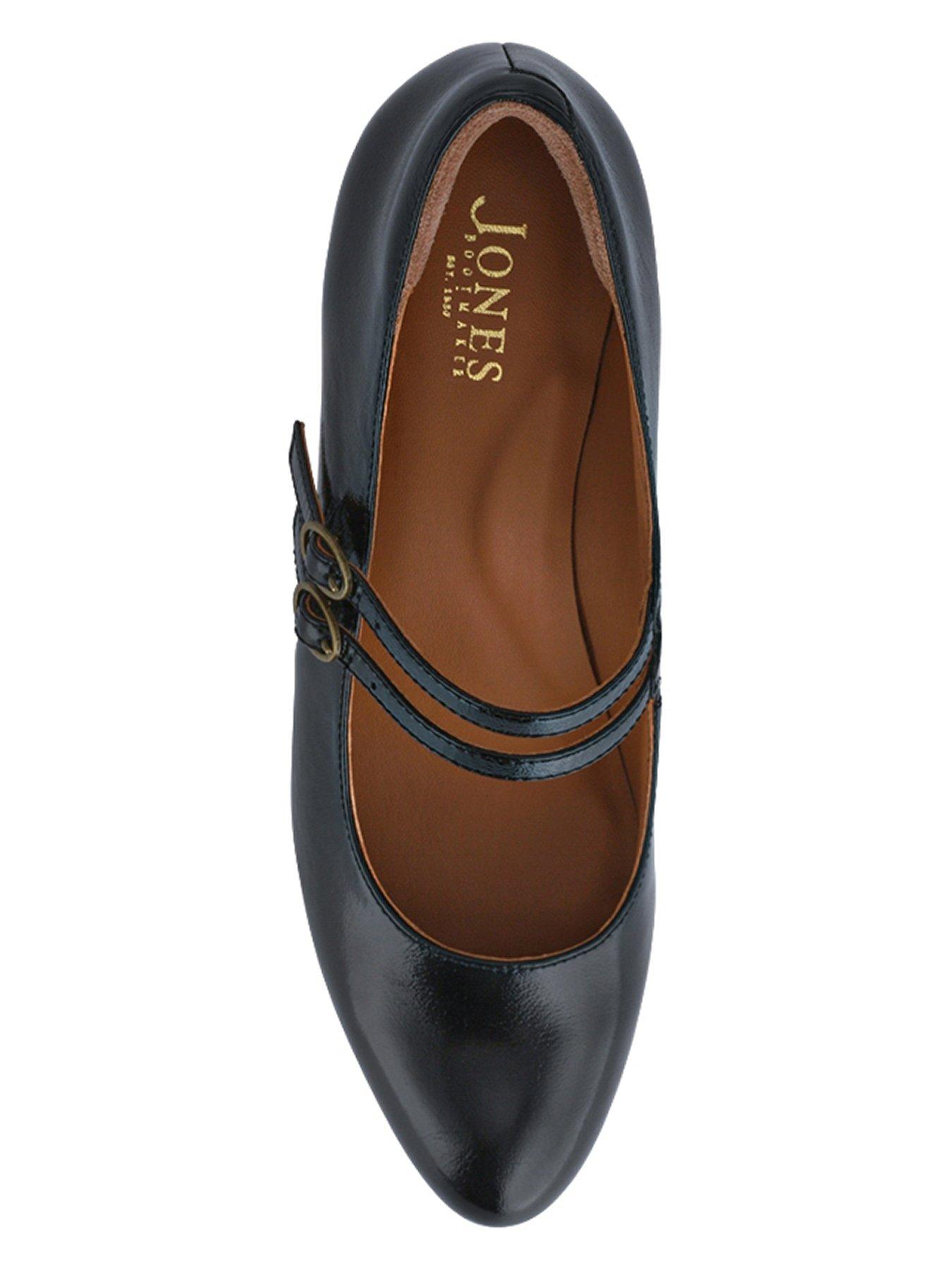 jones-bootmaker-wide-fit-xanthi-double-strap-mary-jane-blackoutfit
