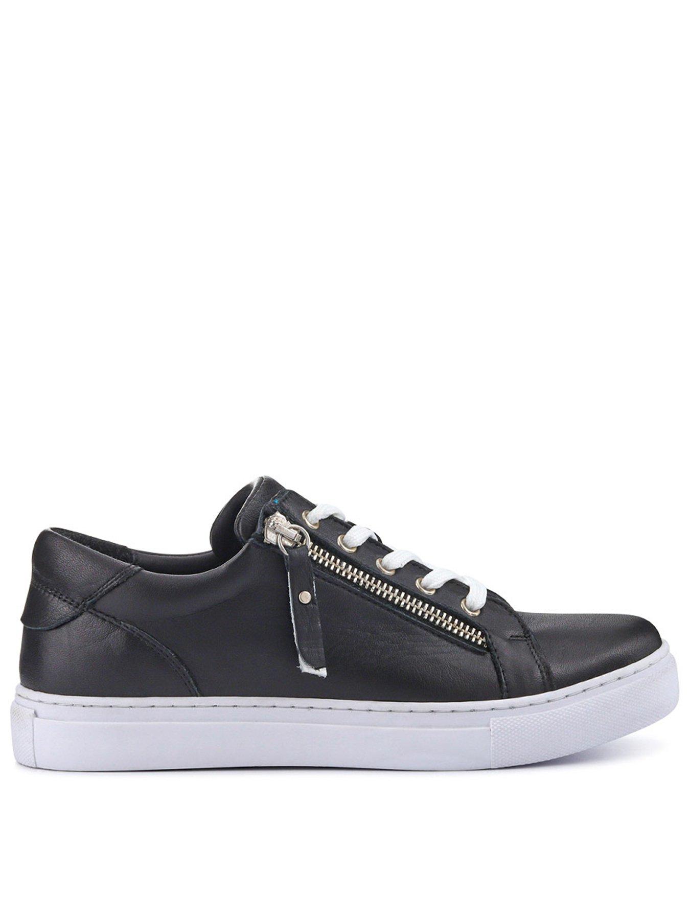 Jones Bootmaker Padova Trainer - Black