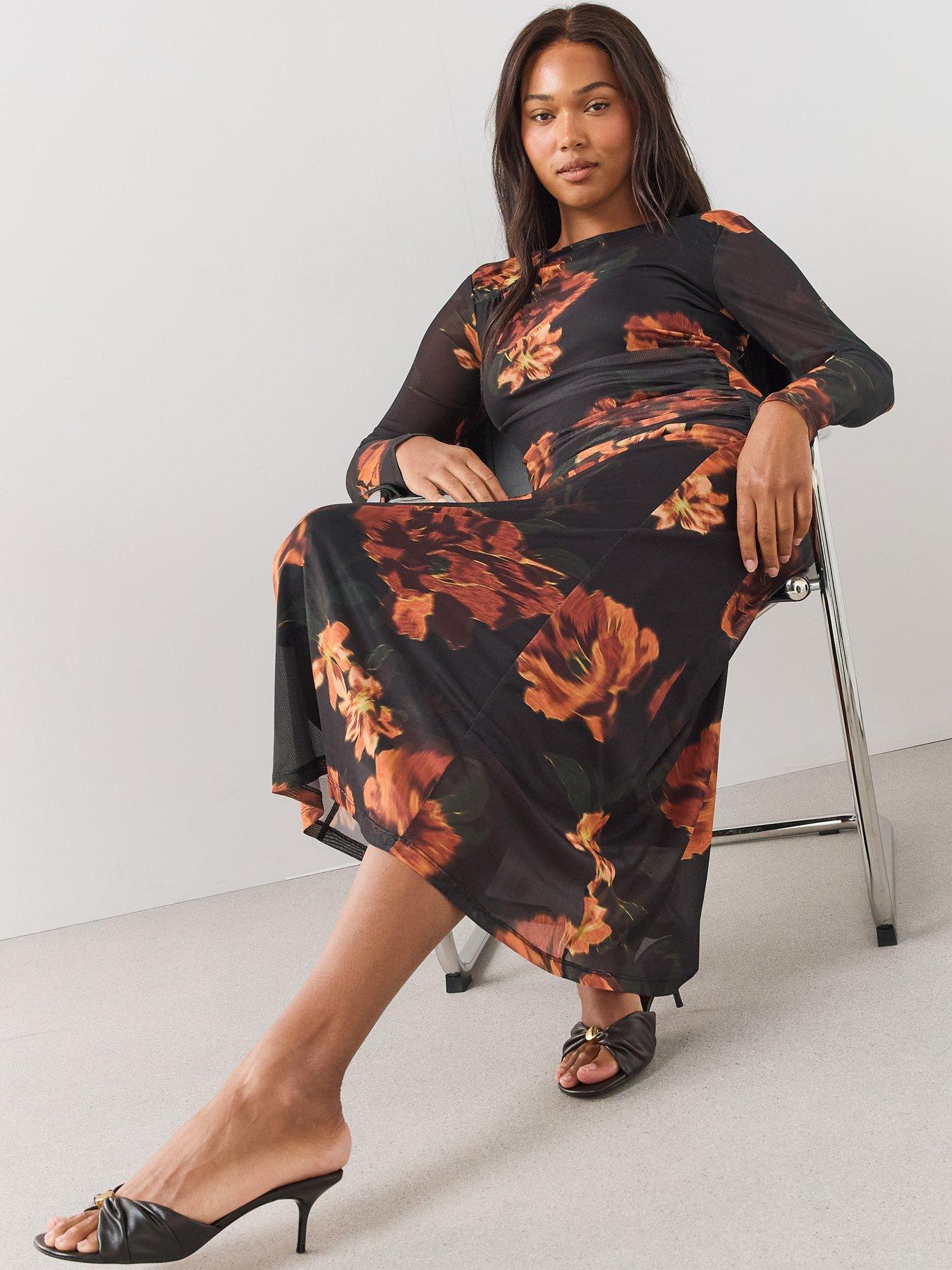 Image 4 of 6 of The Very Collection Womens Curve Printed Ruched Stretch Mesh Midi Dress - Print