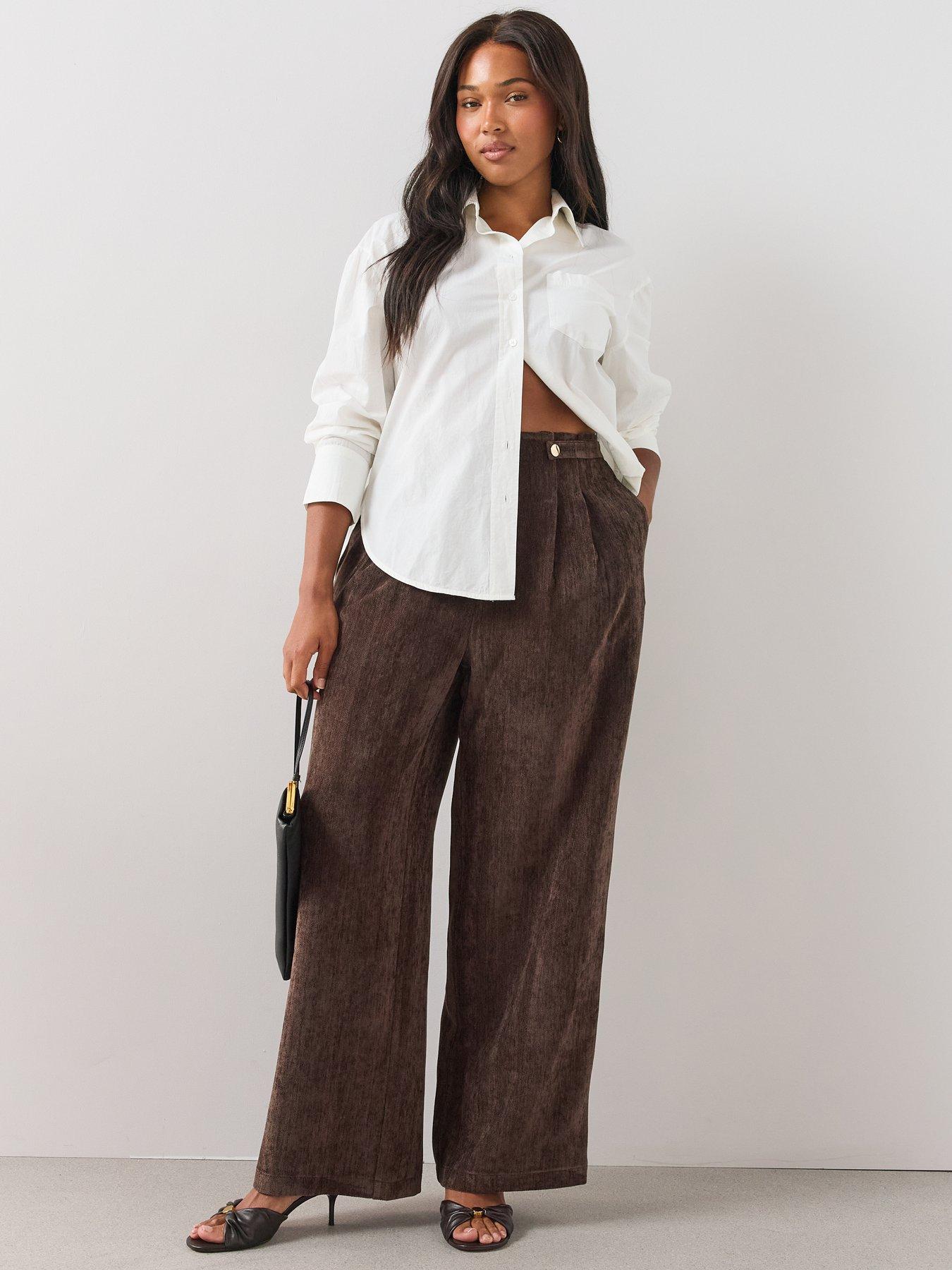 Image 6 of 6 of The Very Collection Womens Curve Pleat Detail Textured Wide Leg Trousers - Brown