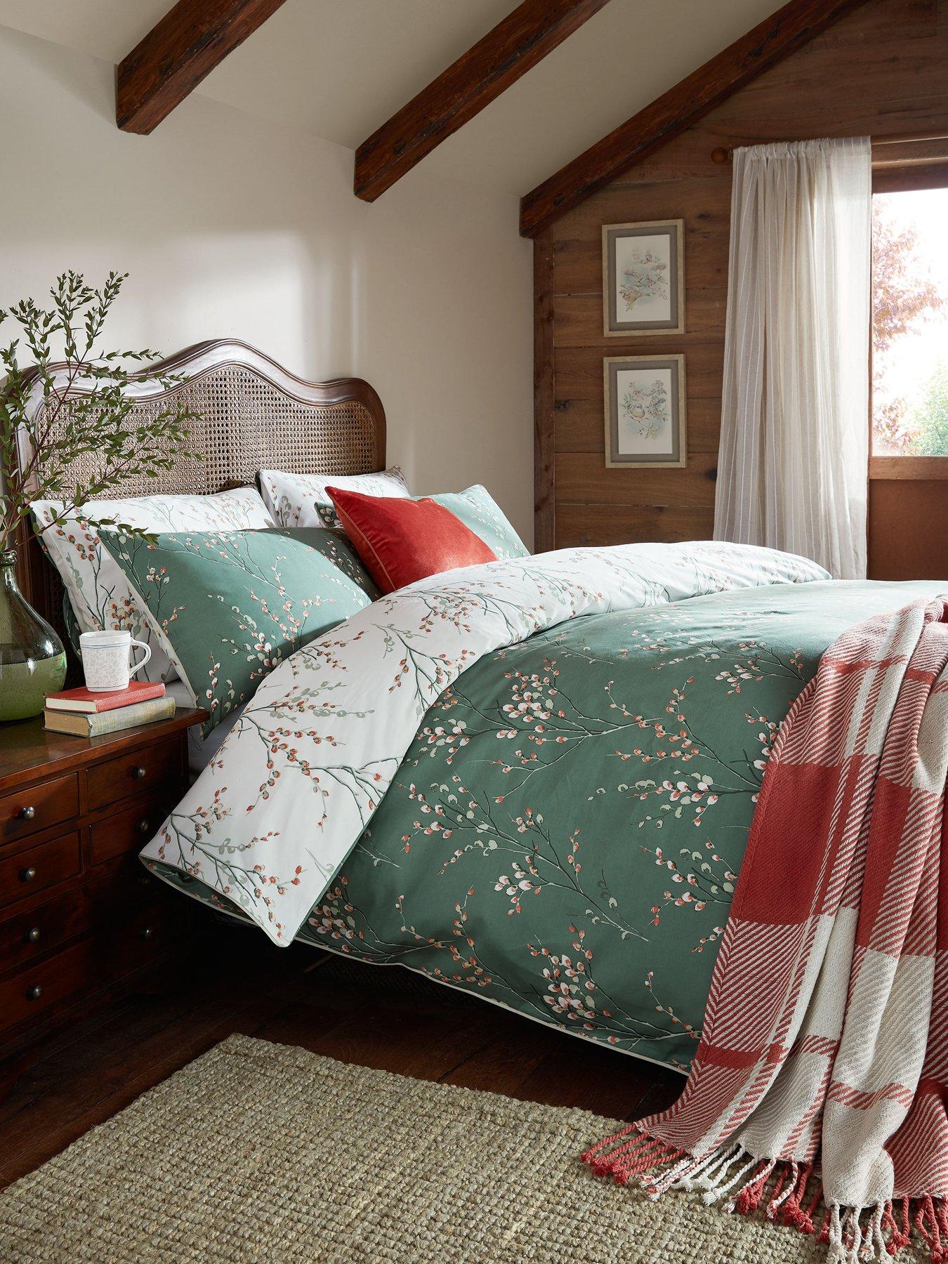 Laura Ashley Pussy Willow Quilt Set Fern Green