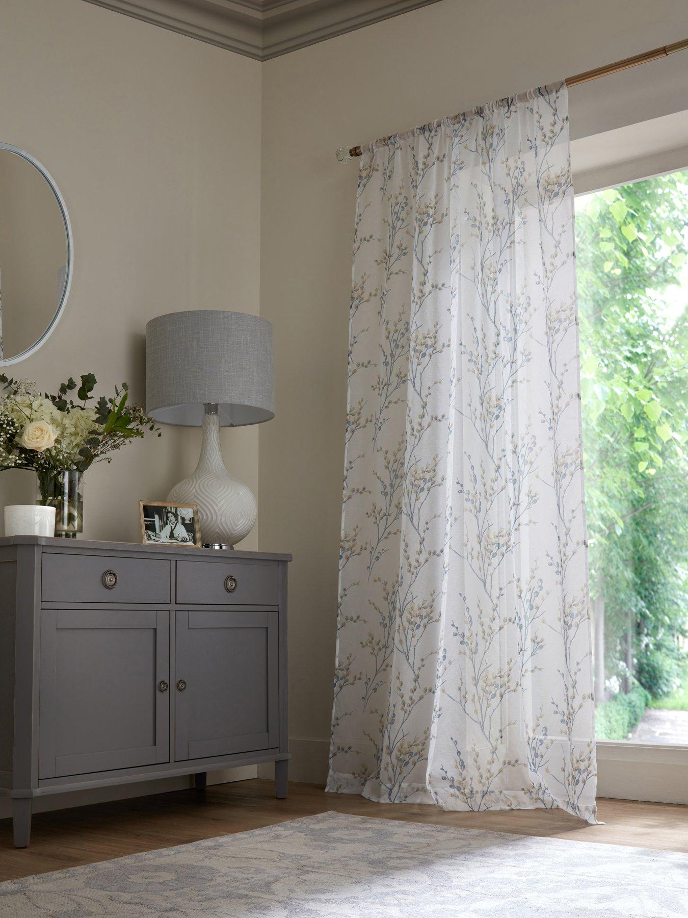 Laura Ashley Pussy Willow Voile 137cm X 137cm (54"x54") Seaspray