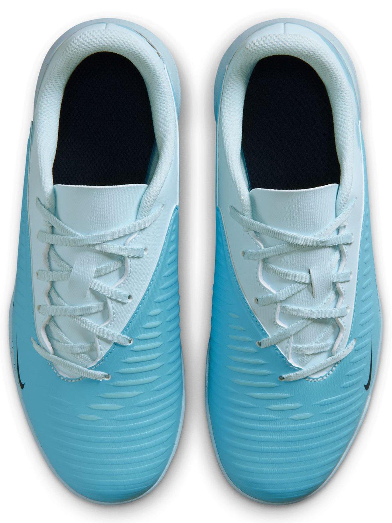 Image 4 of 7 of Nike Junior Phantom 6 Low Astro Turf Lace-Up Football Boots - Baltic Blue