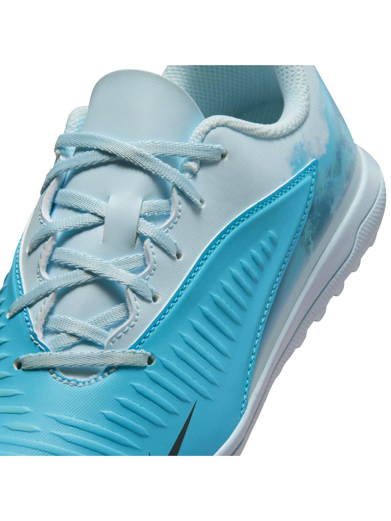 Image 6 of 7 of Nike Junior Phantom 6 Low Astro Turf Lace-Up Football Boots - Baltic Blue