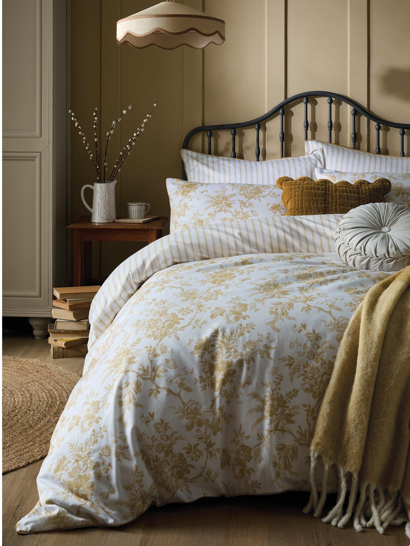 Laura Ashley Walled garden Standard Pillowcase Pair 50x75cm - Ochre Yellow