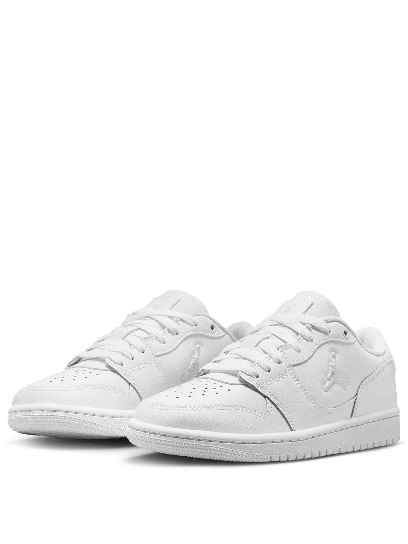 Image 2 of 7 of Jordan Nike Big Kids Jordan Access Court Low Lace-Up Trainers - White