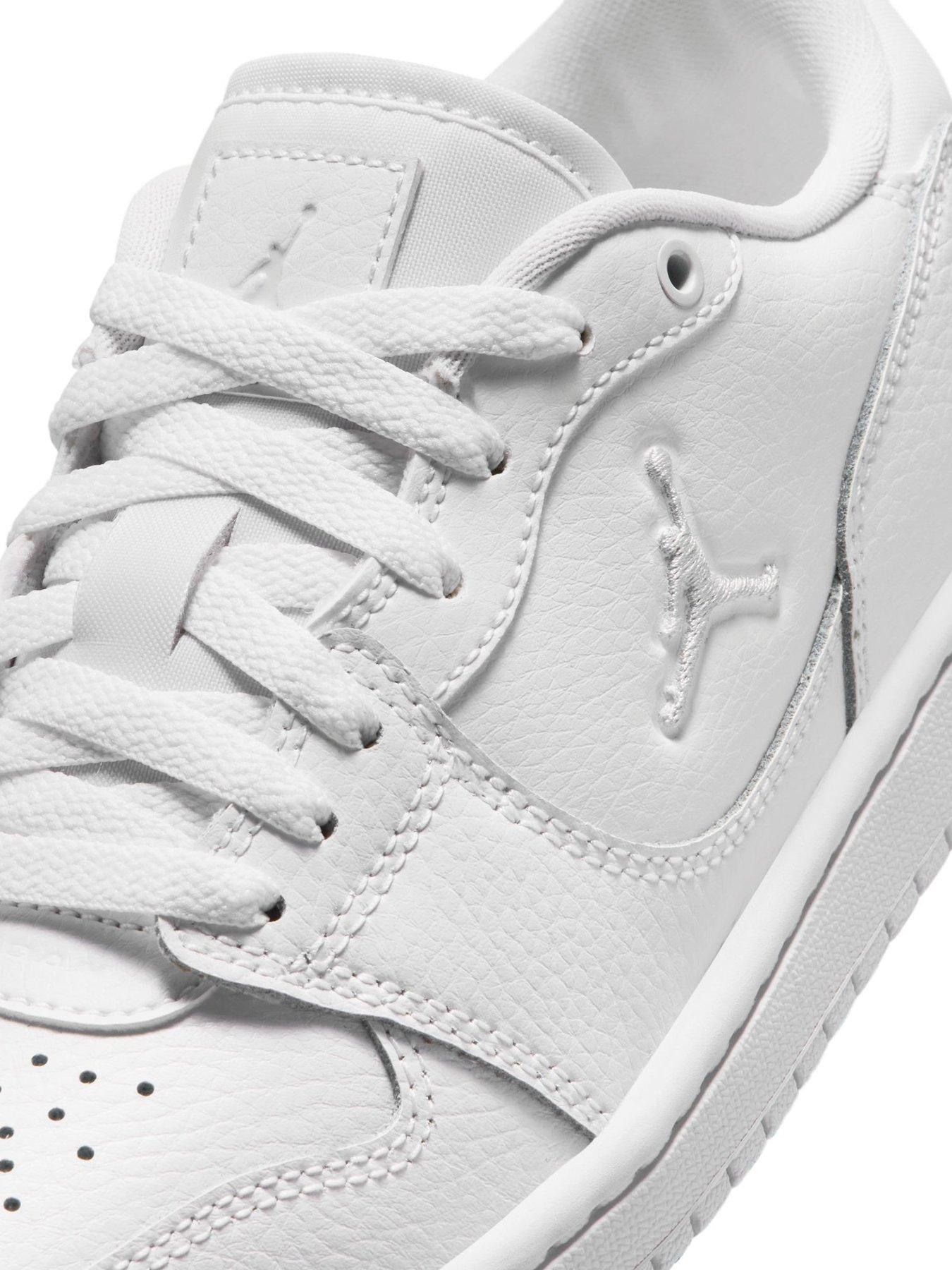 Image 7 of 7 of Jordan Nike Big Kids Jordan Access Court Low Lace-Up Trainers - White