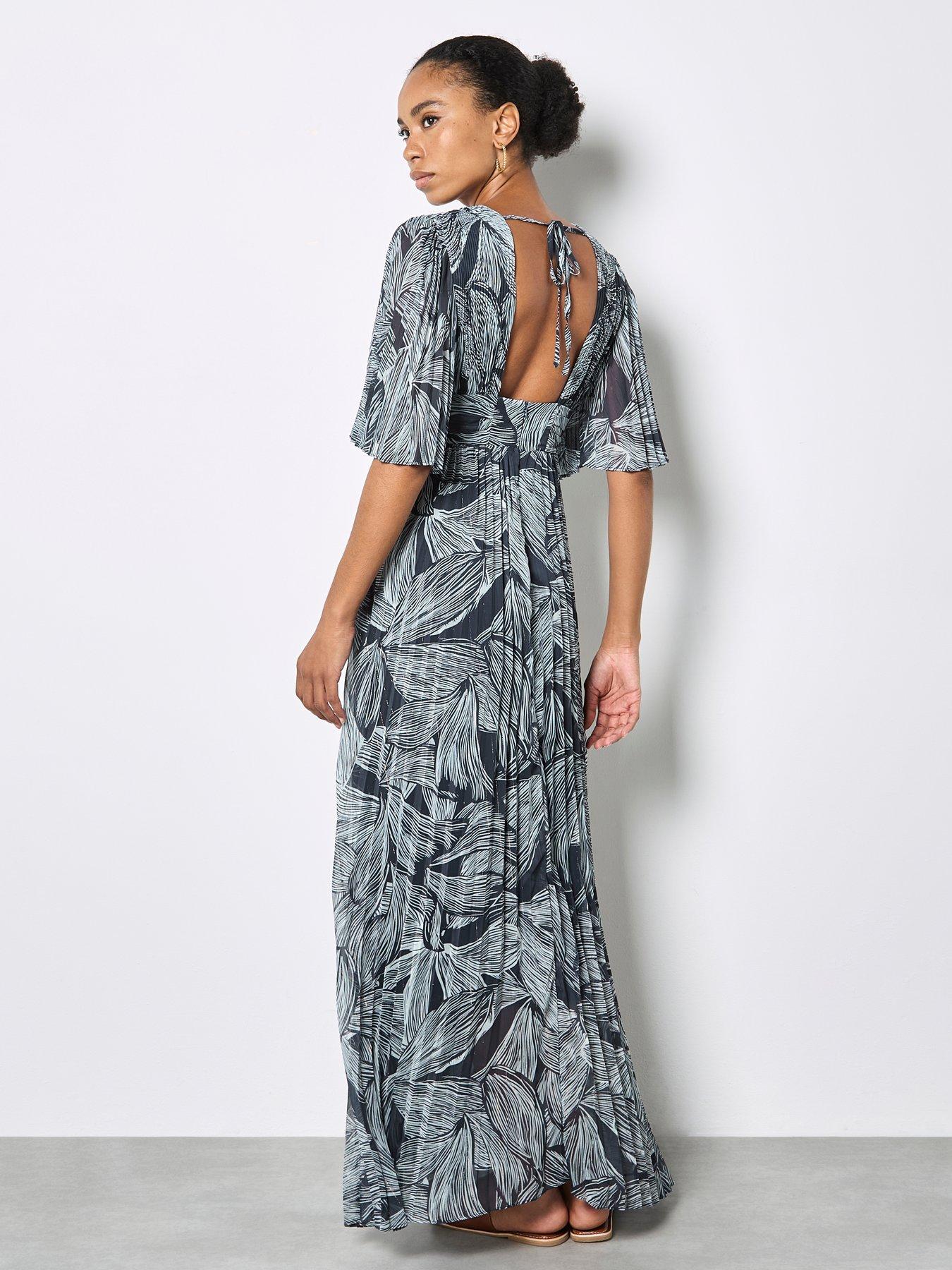 Image 4 of 4 of Apricot Apricot Floral Chiffon Pleat Maxi Drss