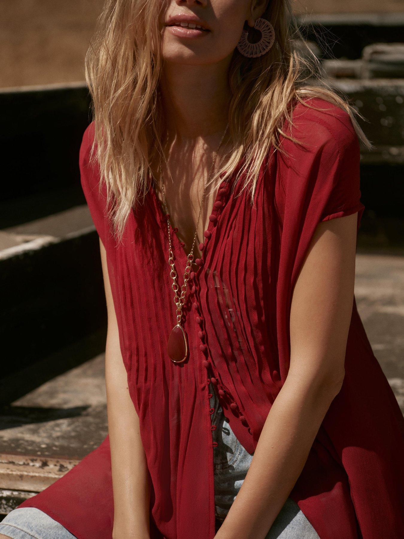 mint-velvet-red-stone-long-pendantback