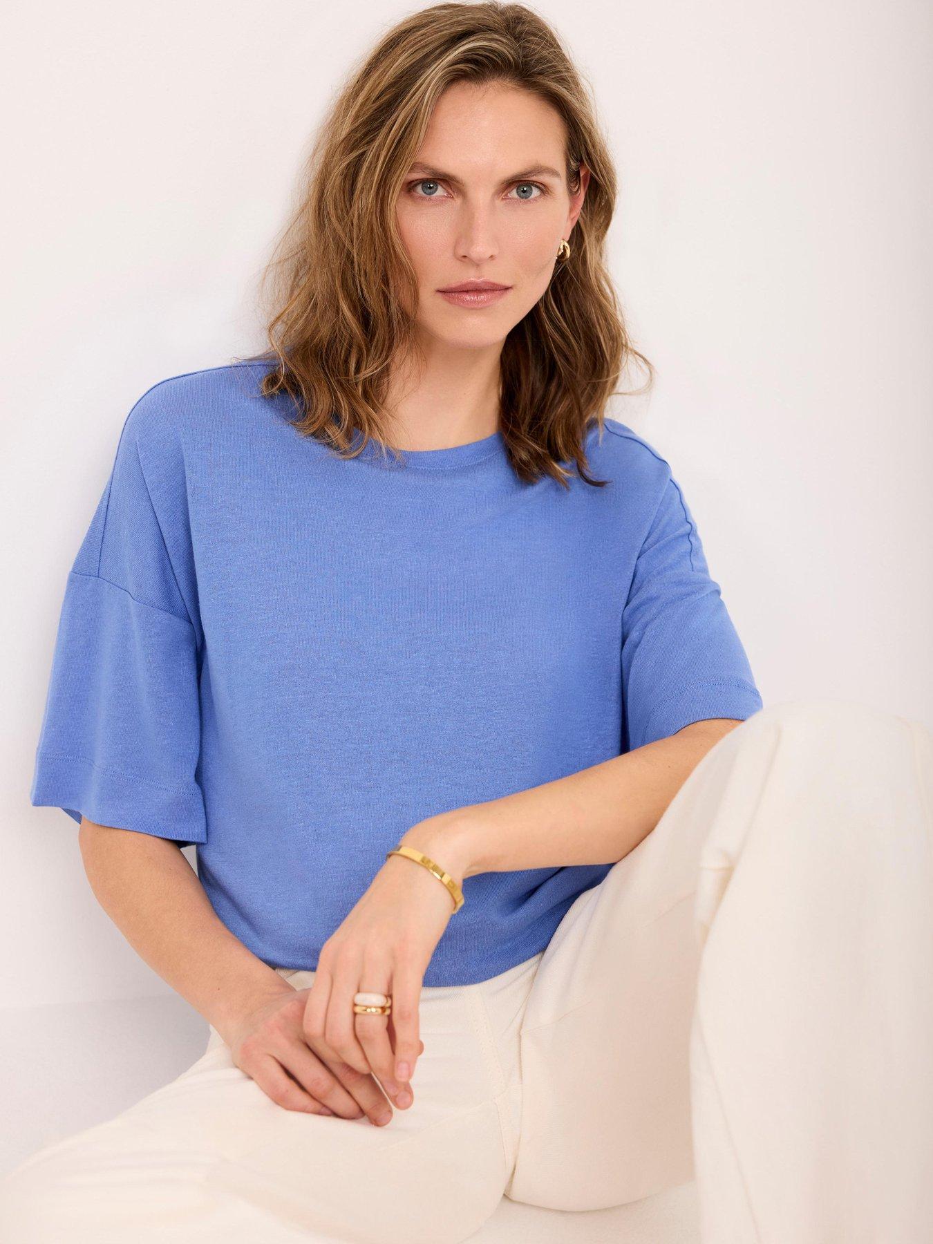 mint-velvet-blue-linen-blend-t-shirtoutfit