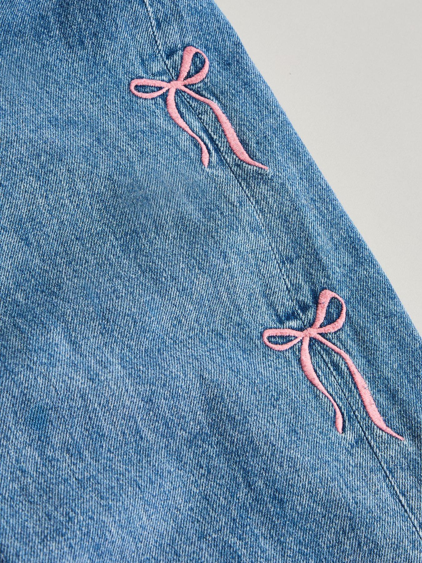 Image 3 of 4 of The Very Collection The Very Collection Girls Side Bow Detail Wide Leg Jeans (3 - 16 Years) - Mid Wash