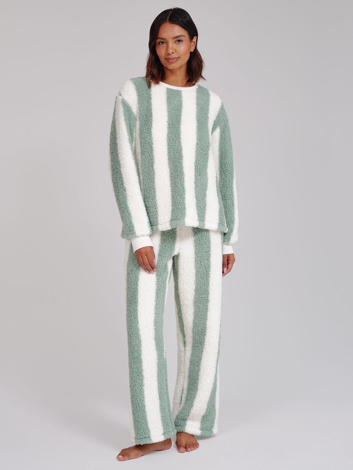 Loungeable Loungeable Sherpa Round Neck Top And Wide Leg Twosie - Green
