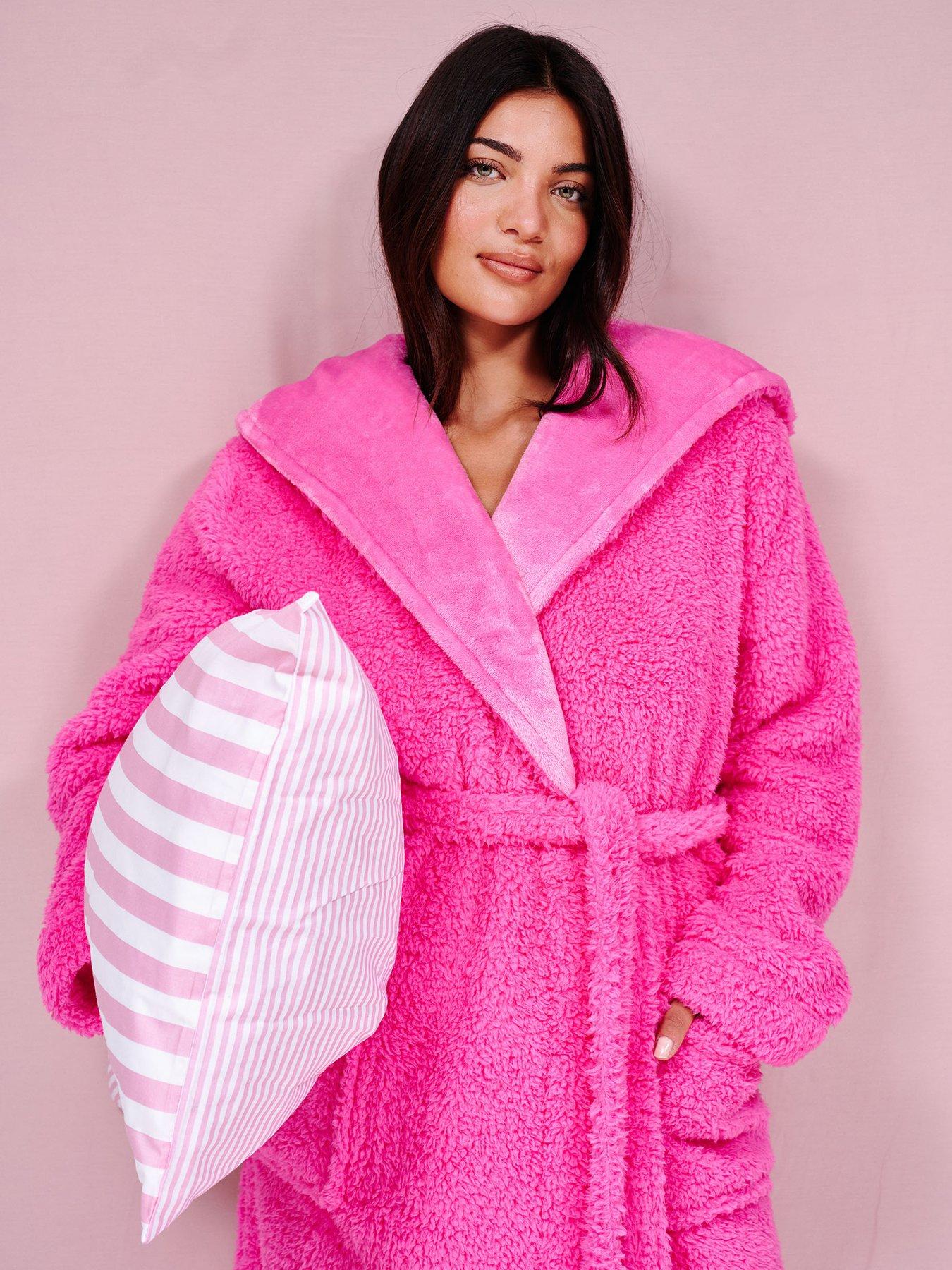 Image 5 of 5 of Loungeable Sherpa Maxi Dressing Gown with Luxury Fleece Lined Hood - Pink