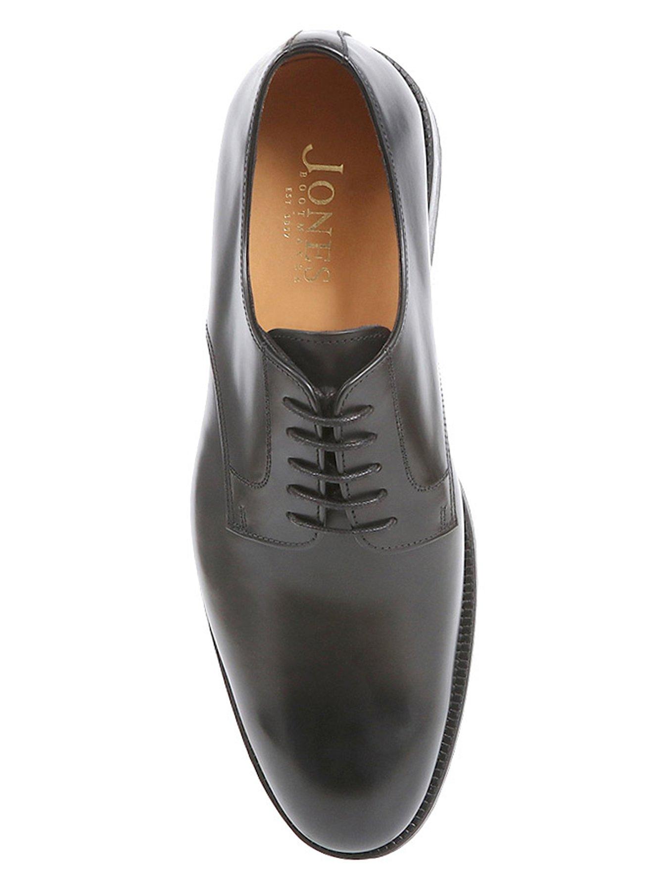 jones-bootmaker-jones-bootmaker-cambridge2-derby-shoes-blackoutfit