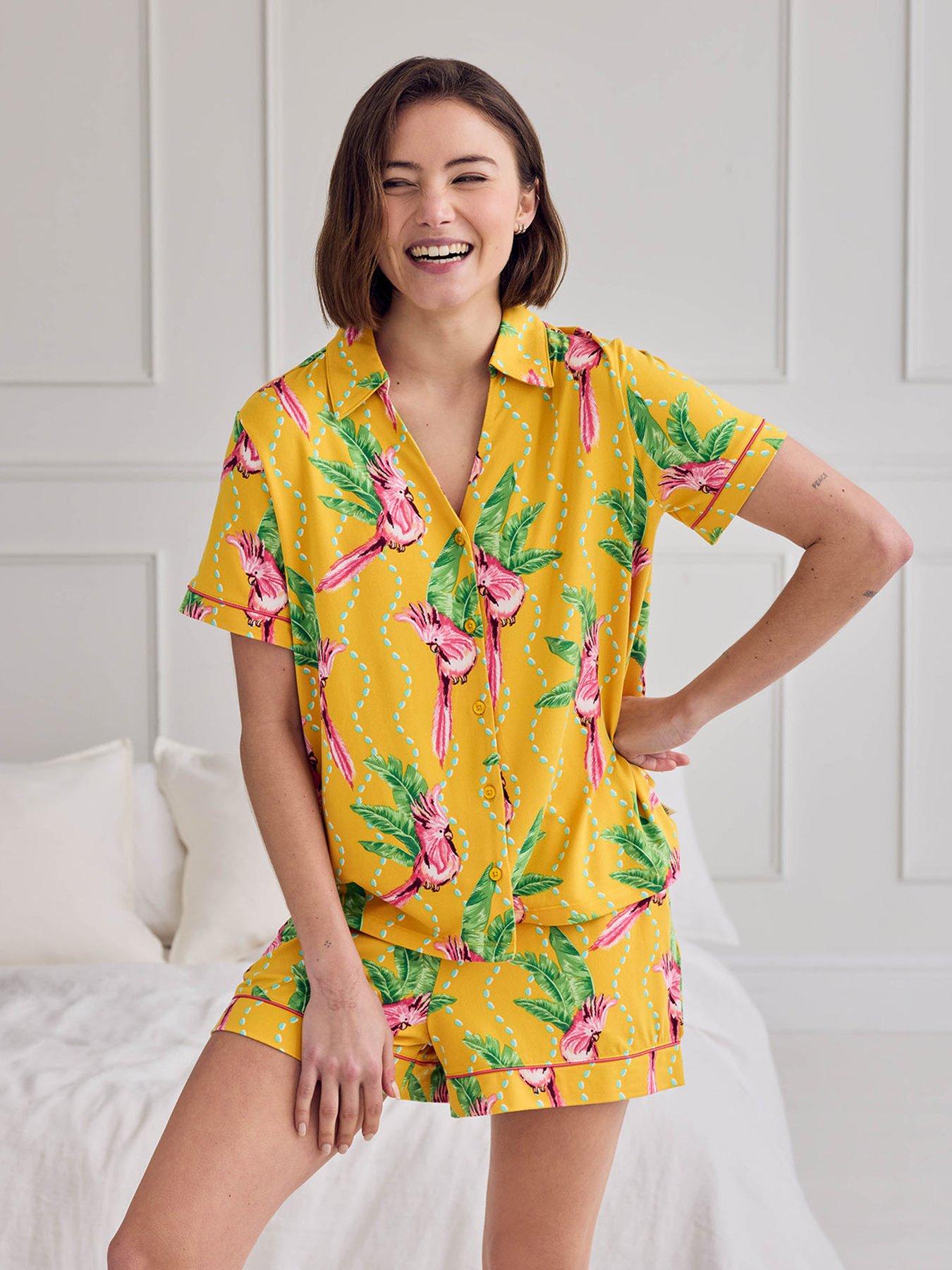 CHELSEA PEERS Chelsea Peers Parrot Wavy Stripe Print Short Pyjama Set - Orange