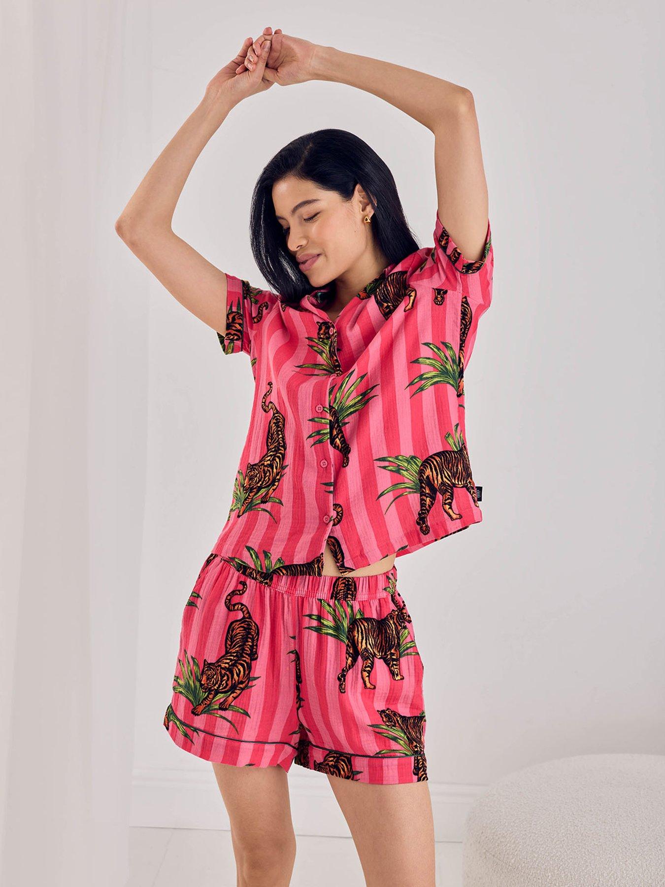 CHELSEA PEERS Cheesecloth Leaf Tiger Stripe Print Short Pyjama Set